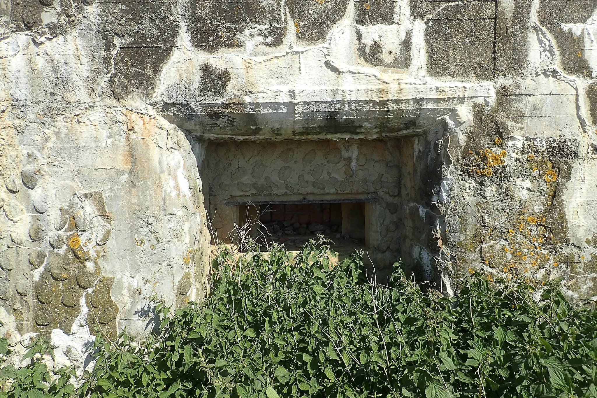 Photo showing: bunker in Kester (Gooik), België (Aftakking Ninove-Waver): detail