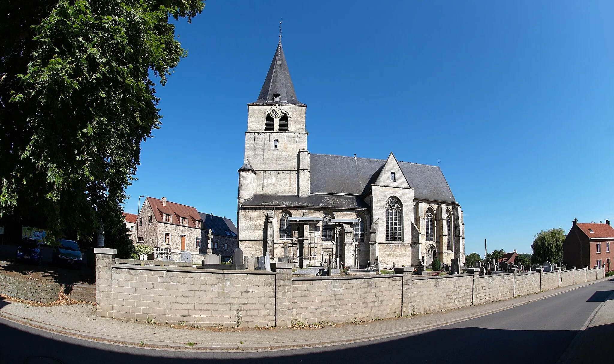 Photo showing: Church in Sint-Agatha-Rode, looking direction NW

Camera location 50° 47′ 13.4″ N, 4° 38′ 03.6″ E View this and other nearby images on: OpenStreetMap 50.787056;    4.634333