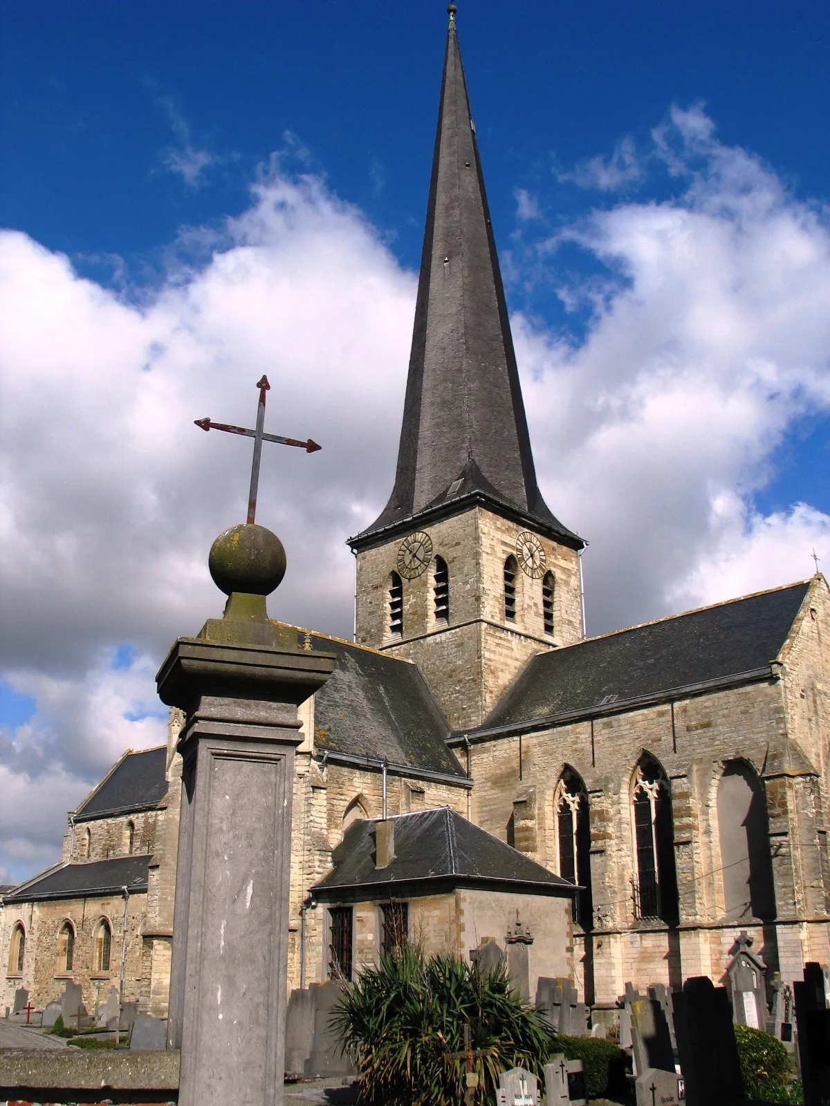 Photo showing: Sint-Kwintenskerk in Sint-Kwintens-Lennik  --  eigen foto