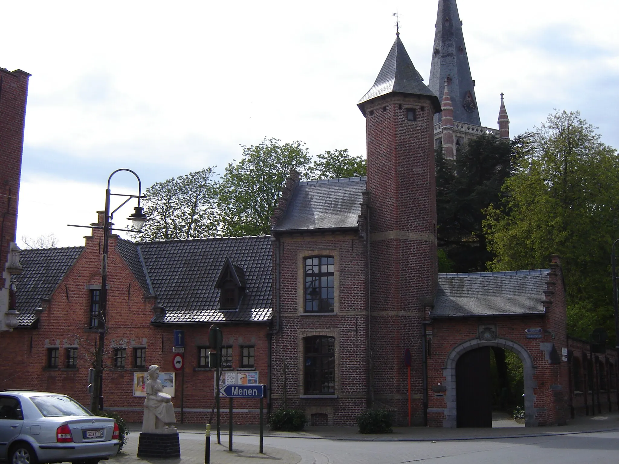 Photo showing: "Het Torreke" in Dadizele. Dadizele, Moorslede, West Flanders, Belgium