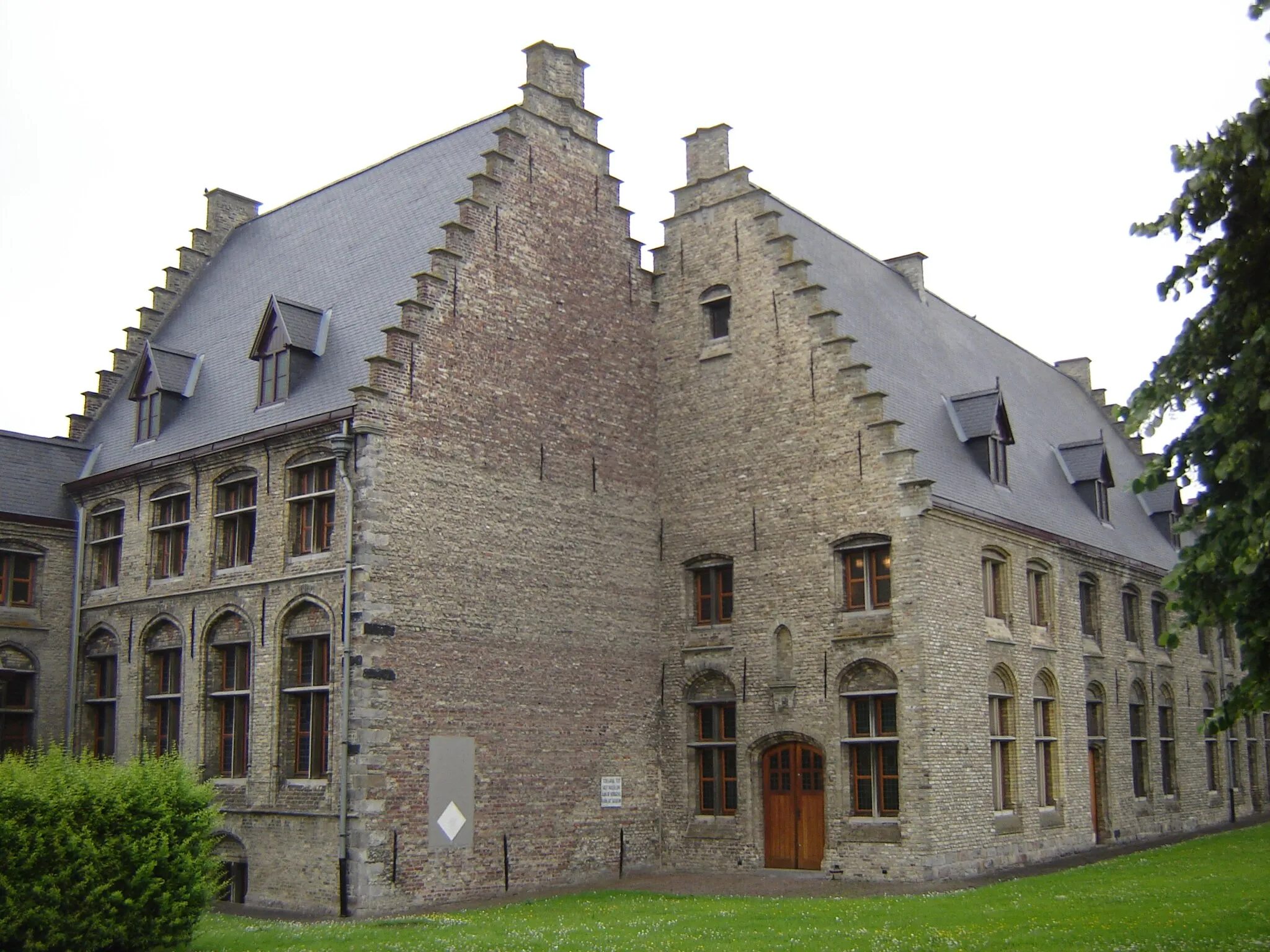Photo showing: Sint-Jansgodshuis in Ieper, West Flanders, Belgium