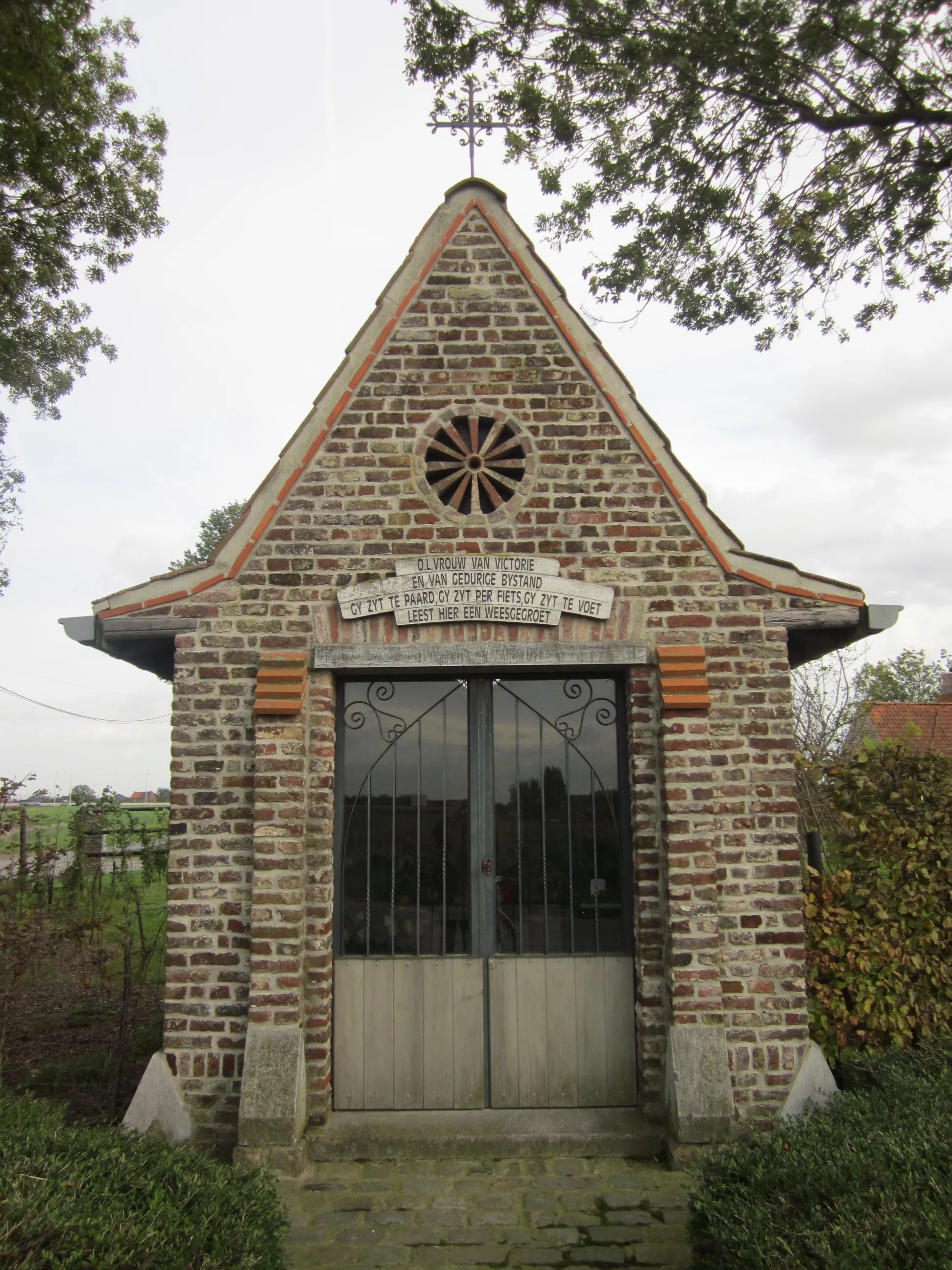 Photo showing: Onze-Lieve-Vrouwekapel, Gapaardstraat Ardooie, ook kapel Vanneste genoemd