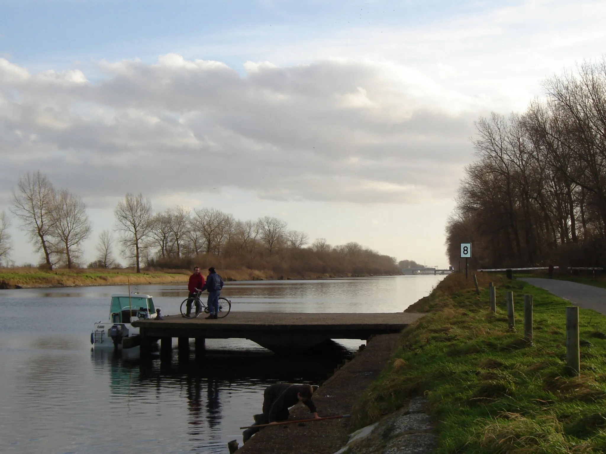 Photo showing: Boudewijnkanaal in Lissewege in Bruges, West-Flanders, Belgium. Canal connecting Port of Zeebrugge with Bruges