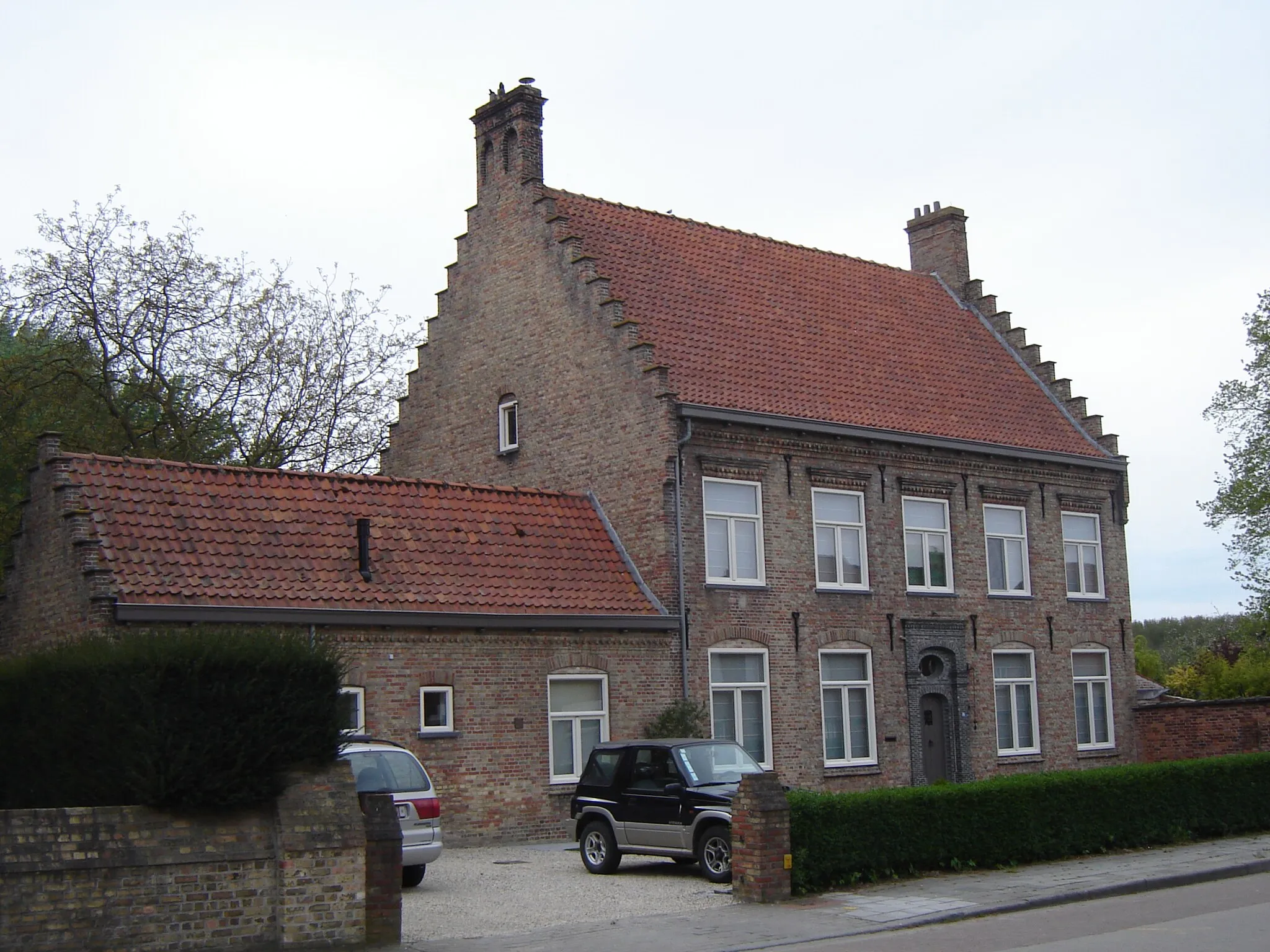 Photo showing: (Former) rectory in Merkem. Merkem, Houthulst, West Flanders, Belgium