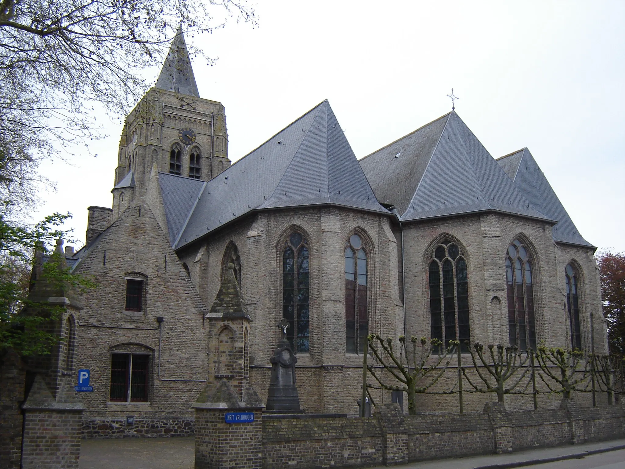 Photo showing: Church of Saint Bavo in Merkem. Merkem, Houthulst, West Flanders, Belgium