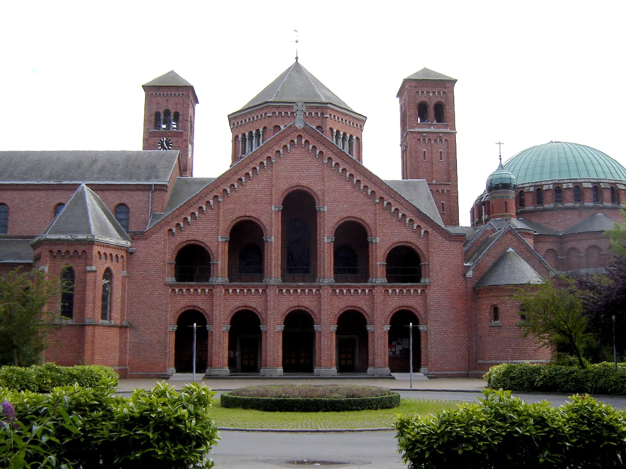 Photo showing: Church of the Sint-Andries abbey Zevenkerken. Sint-Andries, Brugge, West-Flanders, Belgium.