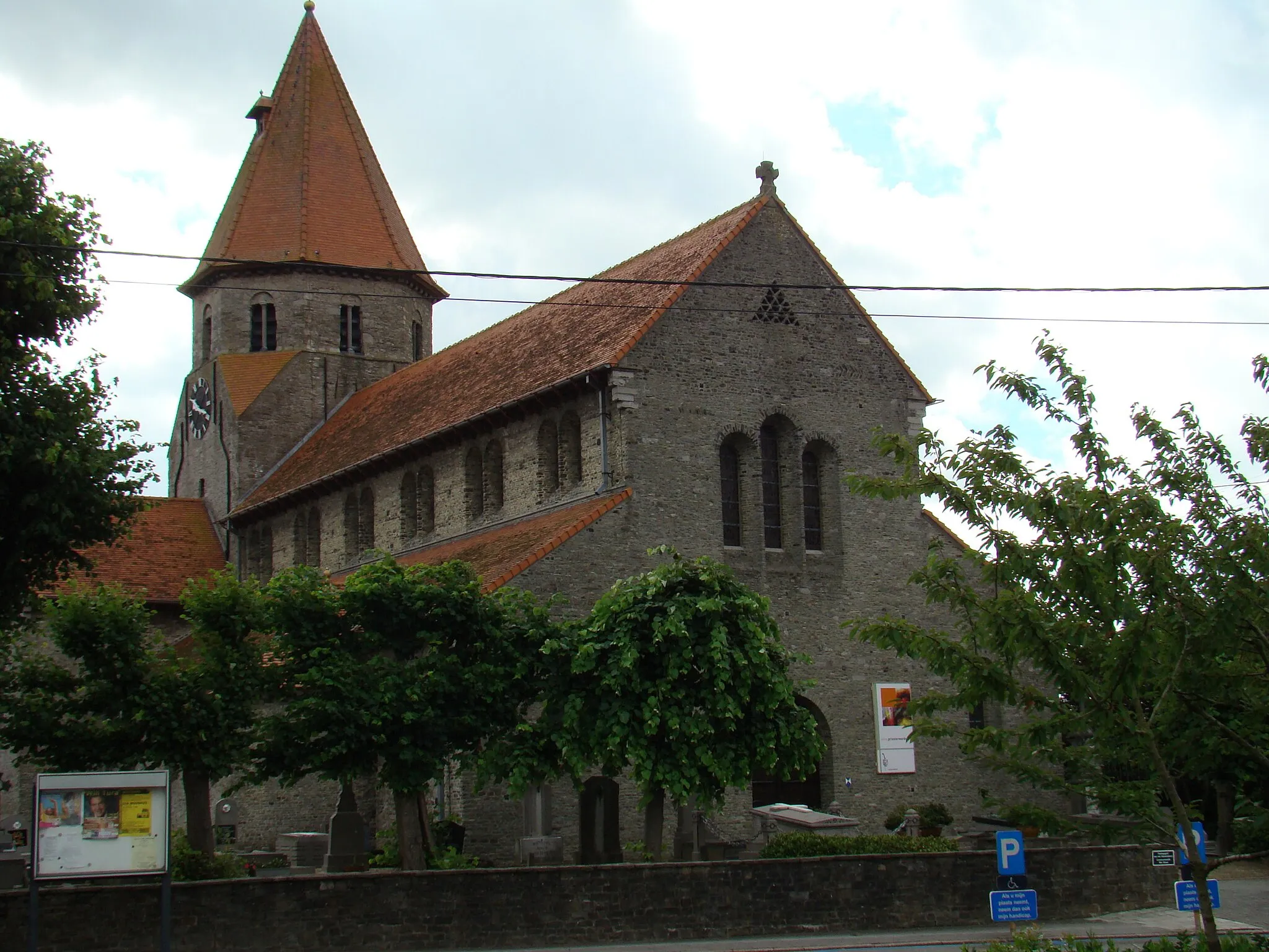 Photo showing: Sint-Bavo church Sint-Baafs-Vijve (Wielsbeke, West Flanders, Belgium)