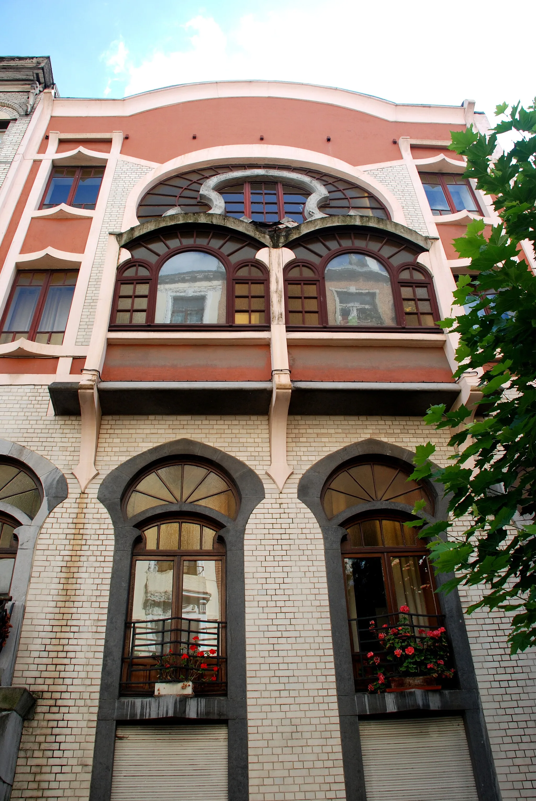 Photo showing: Belgique - Saint-Josse-ten-Noode (Bruxelles) - Michel Mayeres - rue potagère 150 (Art Nouveau)