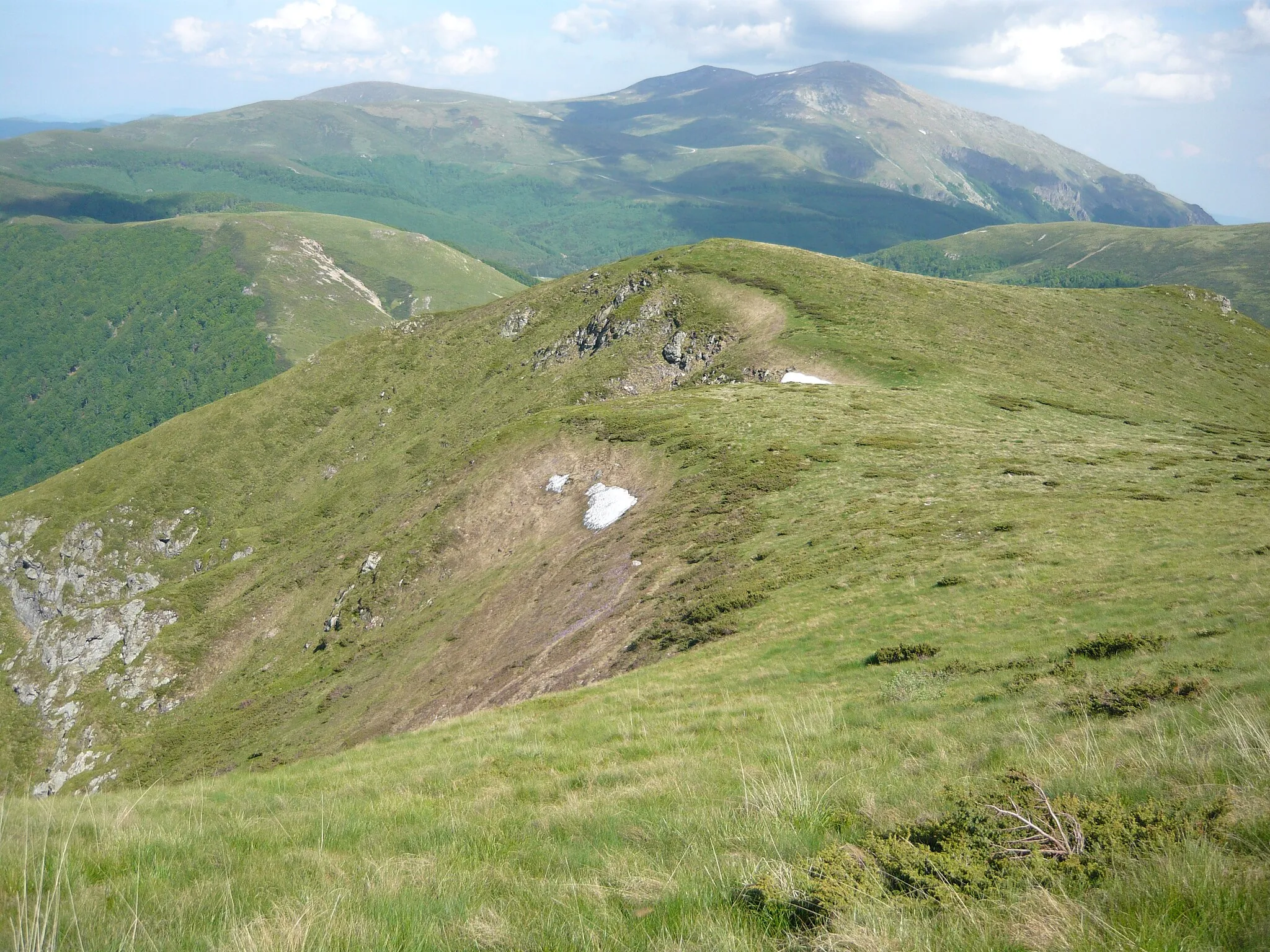 Photo showing: Maragidik (Mara Gidik) is a peak in the Balkan Mountains, above Apriltsi.