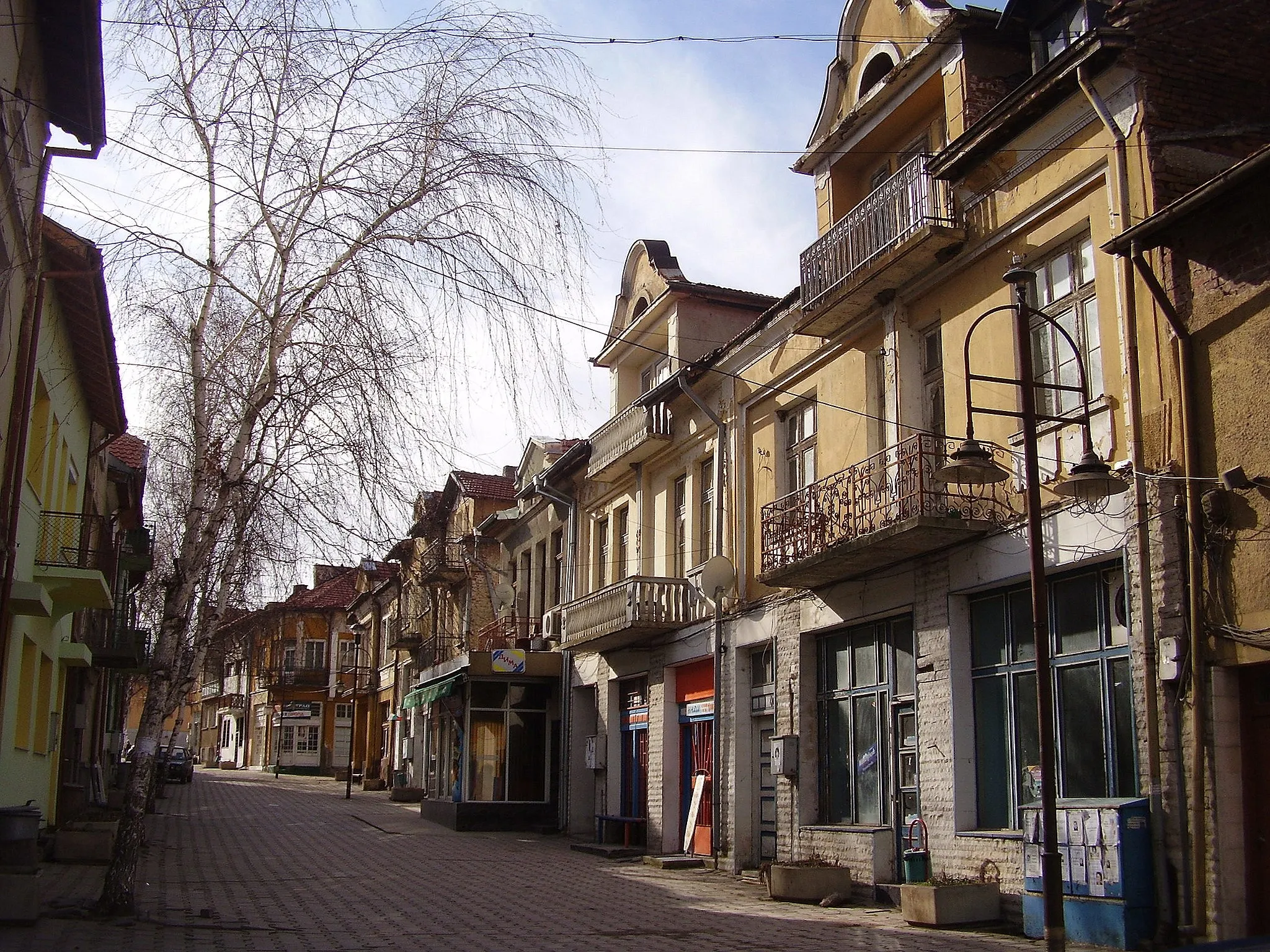 Photo showing: Бобошево - търговската улица