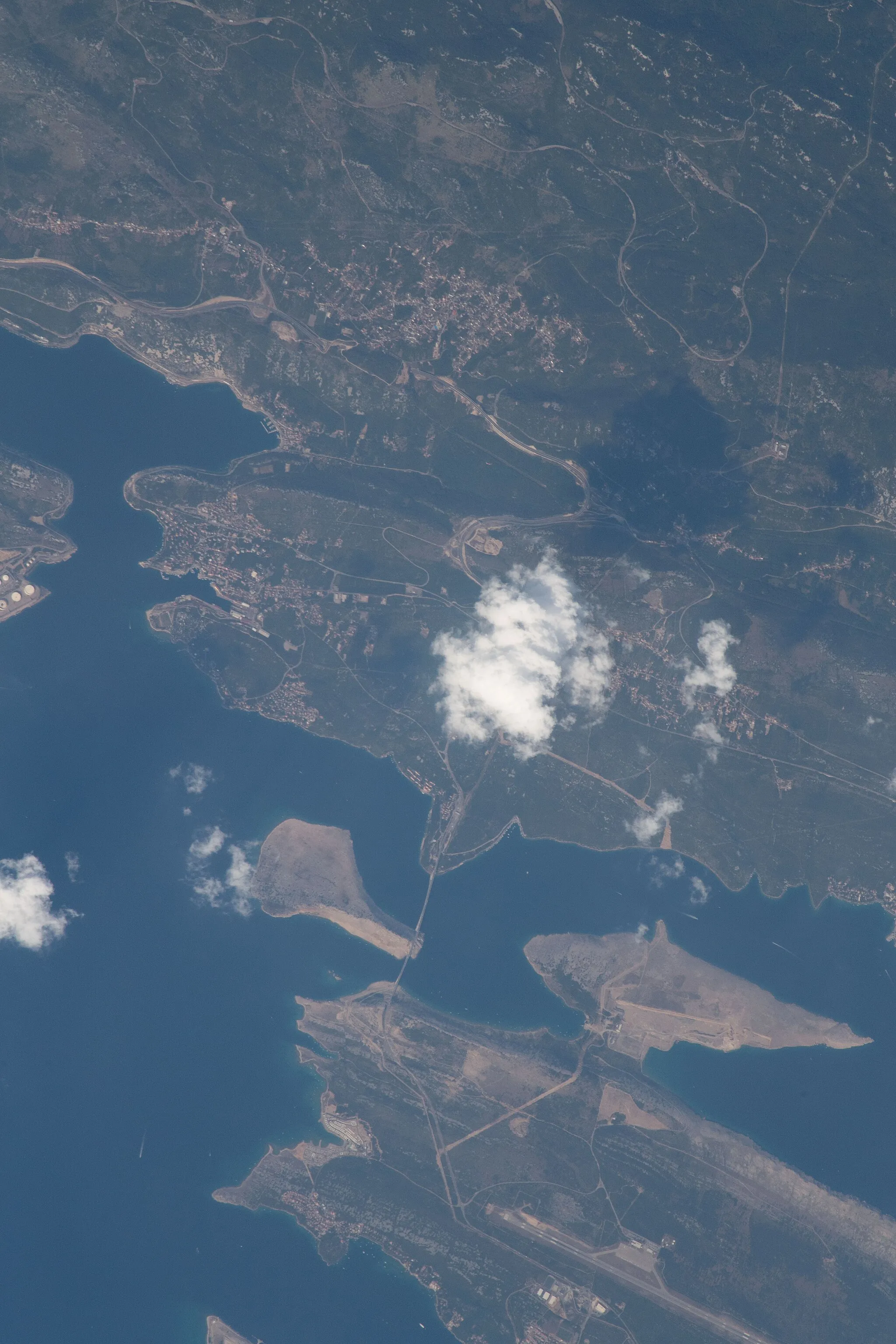 Photo showing: View of Croatia taken during ISS Expedition 56.