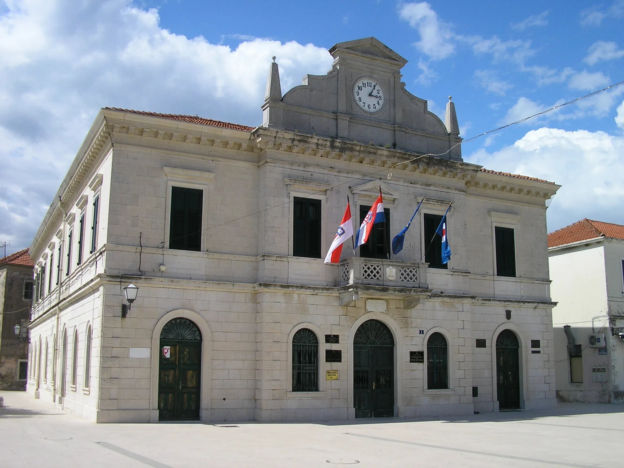 Photo showing: Opuzen city hall