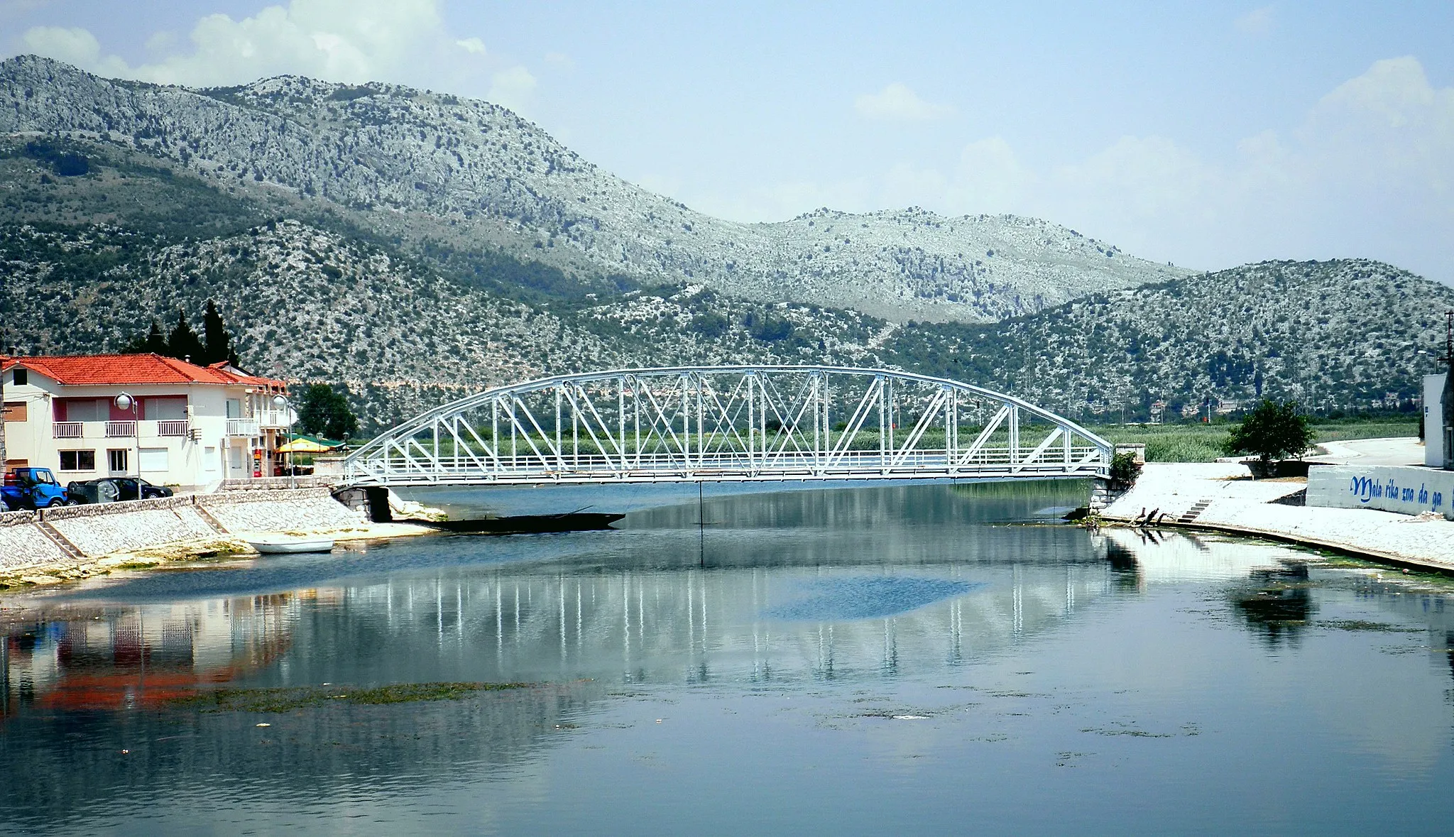 Photo showing: Bridge over The Mala Neretva river in Opuzen