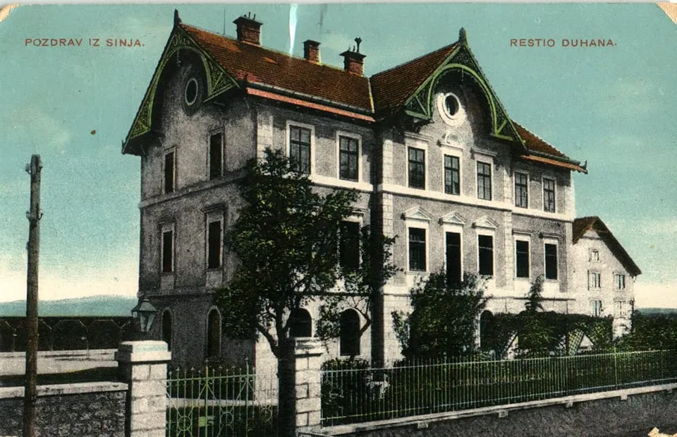 Photo showing: Upravna zgrada Režije duhana u Sinju, izgrađena između 1891. i 1897.