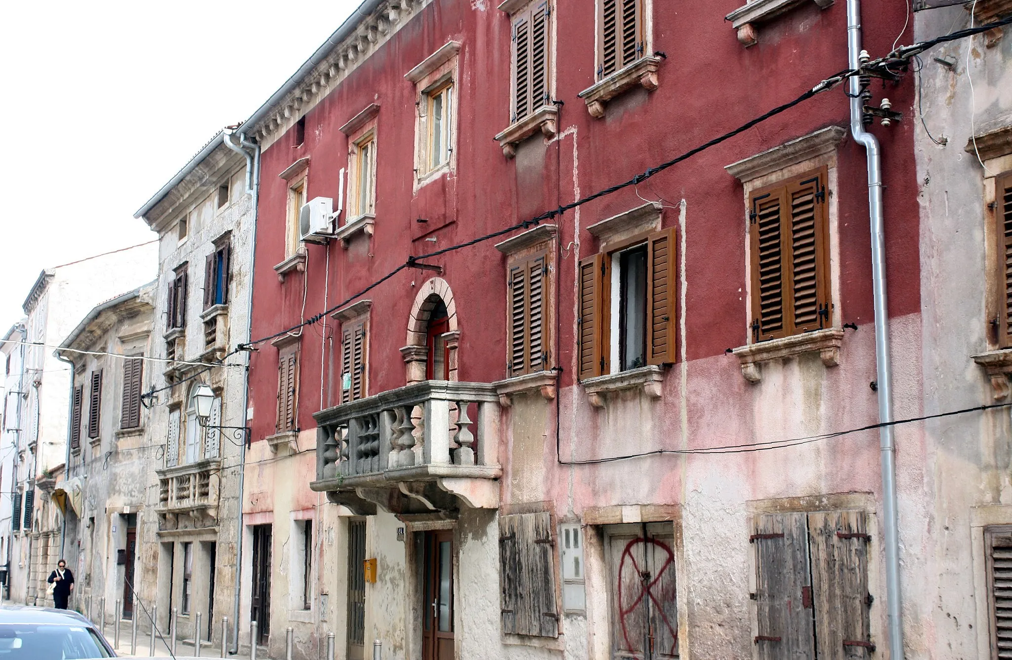 Photo showing: Vodnjan, palace 64 Trgovačka ulica