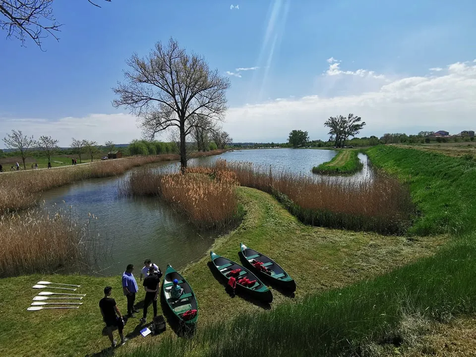 Photo showing: Lake Lajmir