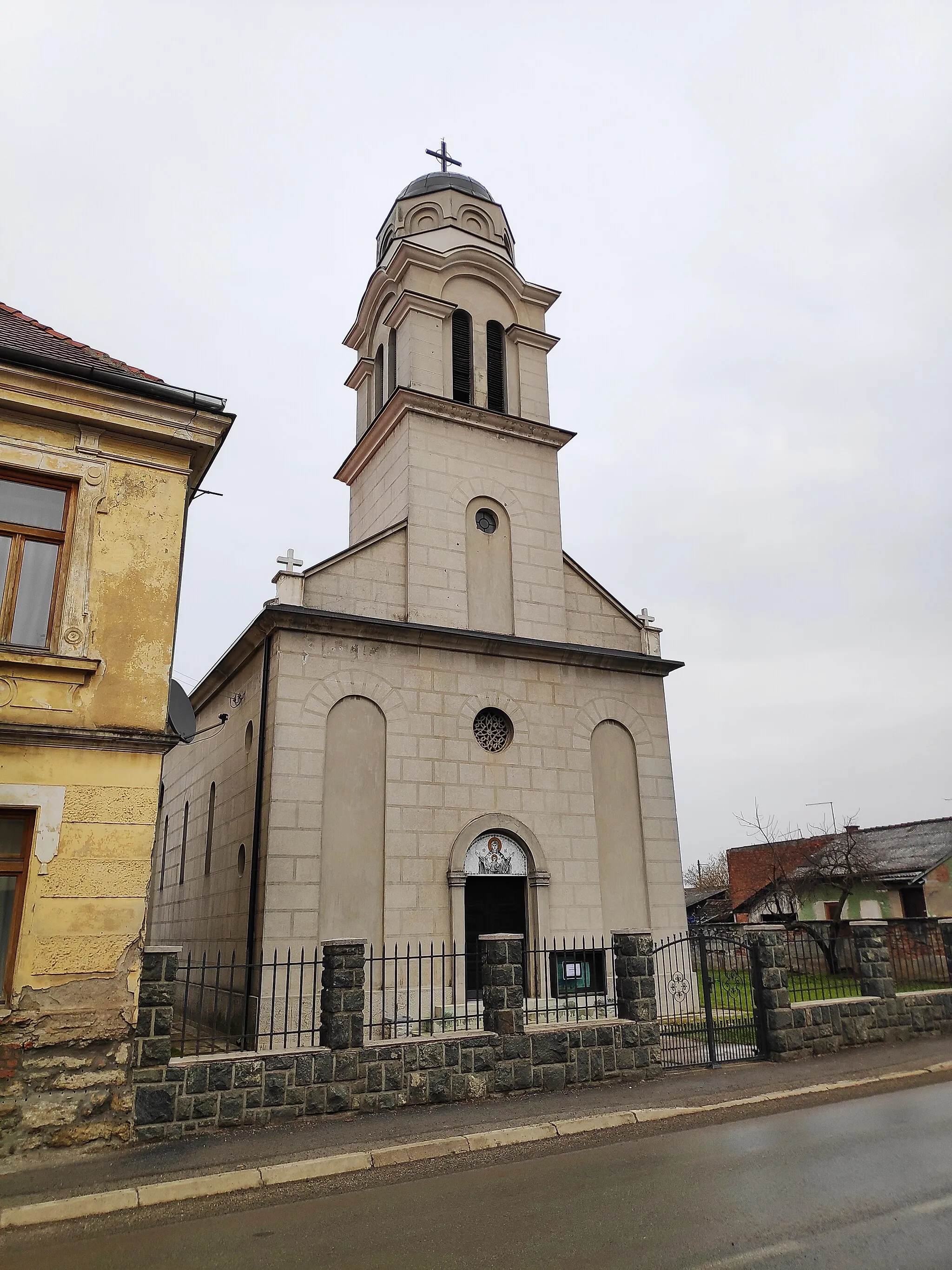 Photo showing: Serbian Orthodox Church in Glina, Croatia