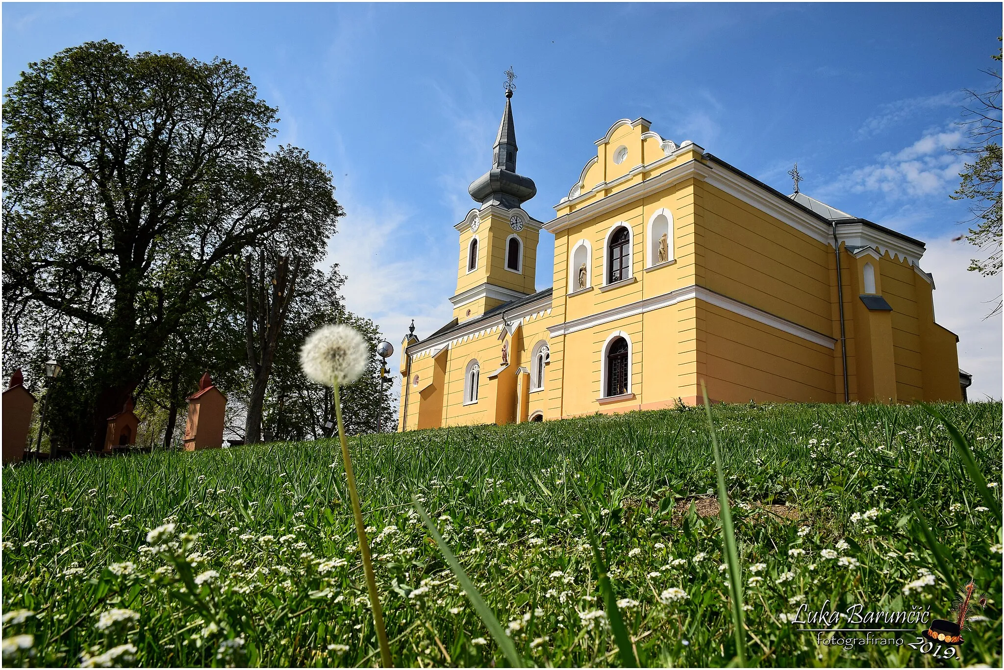 Photo showing: Catholic church in Ivankovo
