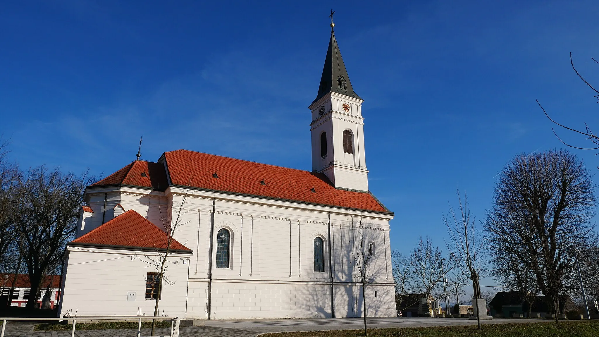 Photo showing: Crkva sv. Antuna Padovanskog u Podvinju