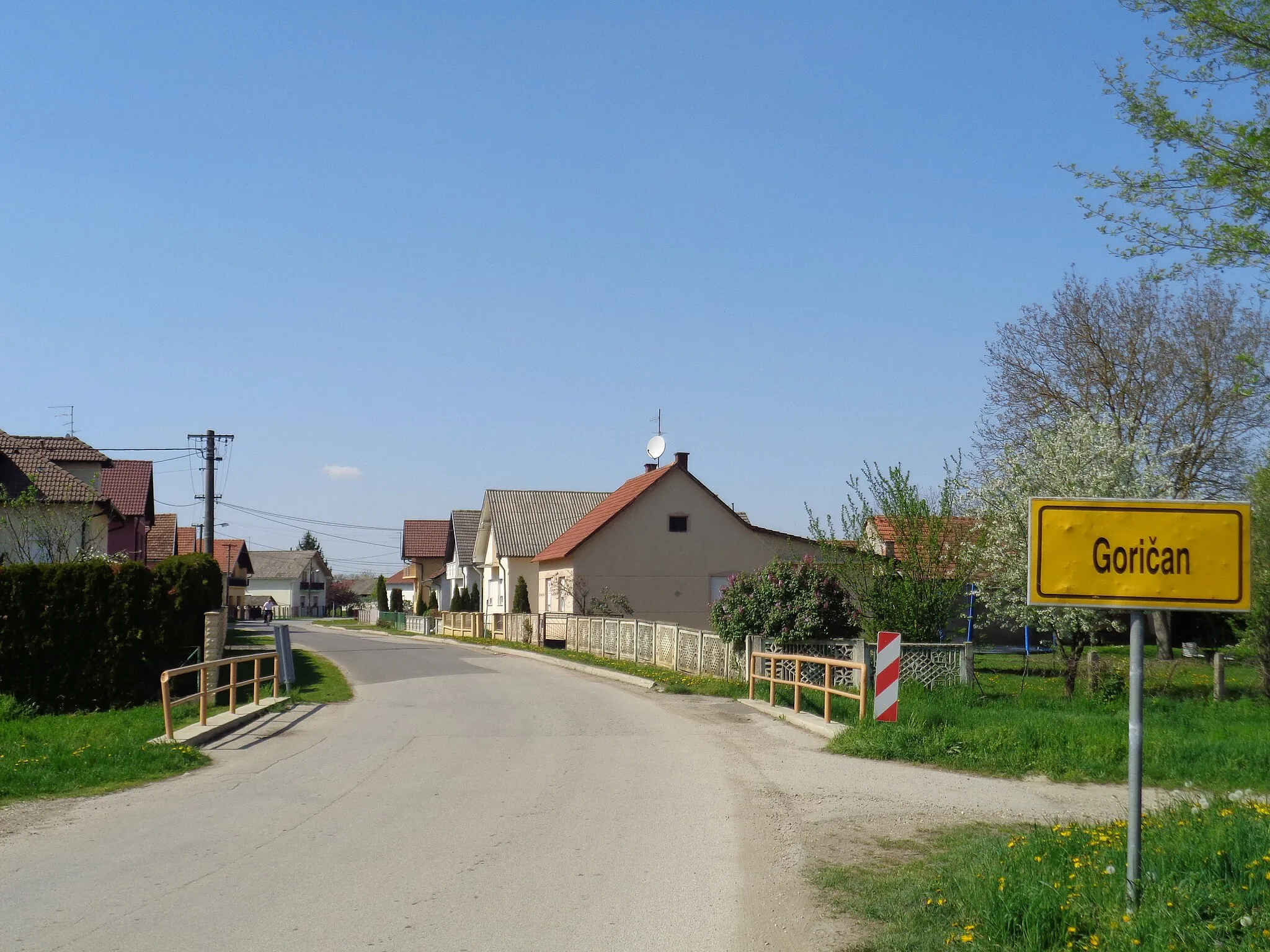 Photo showing: Goričan village, Medjimurje County, Croatia - entrance from the south