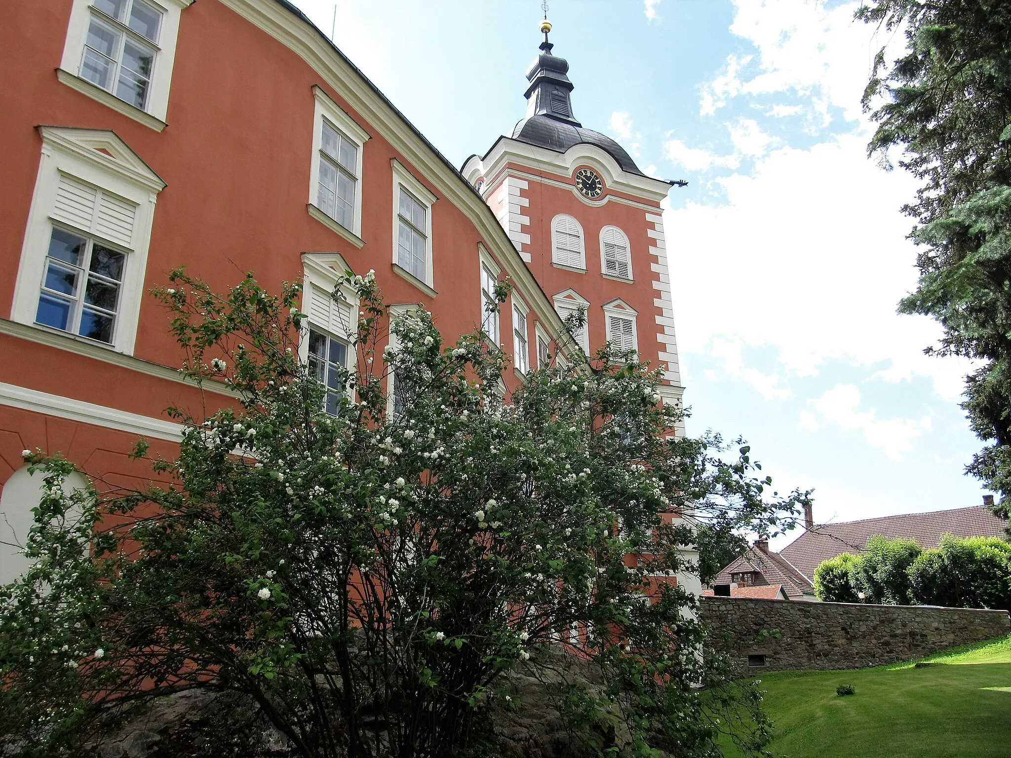 Photo showing: Pohled na zámek od severovýchodu