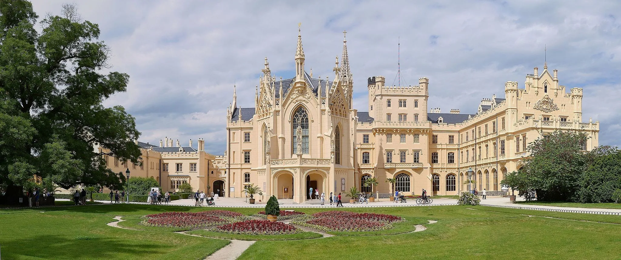 Photo showing: Castle Lednice (Eisgrub), Moravia