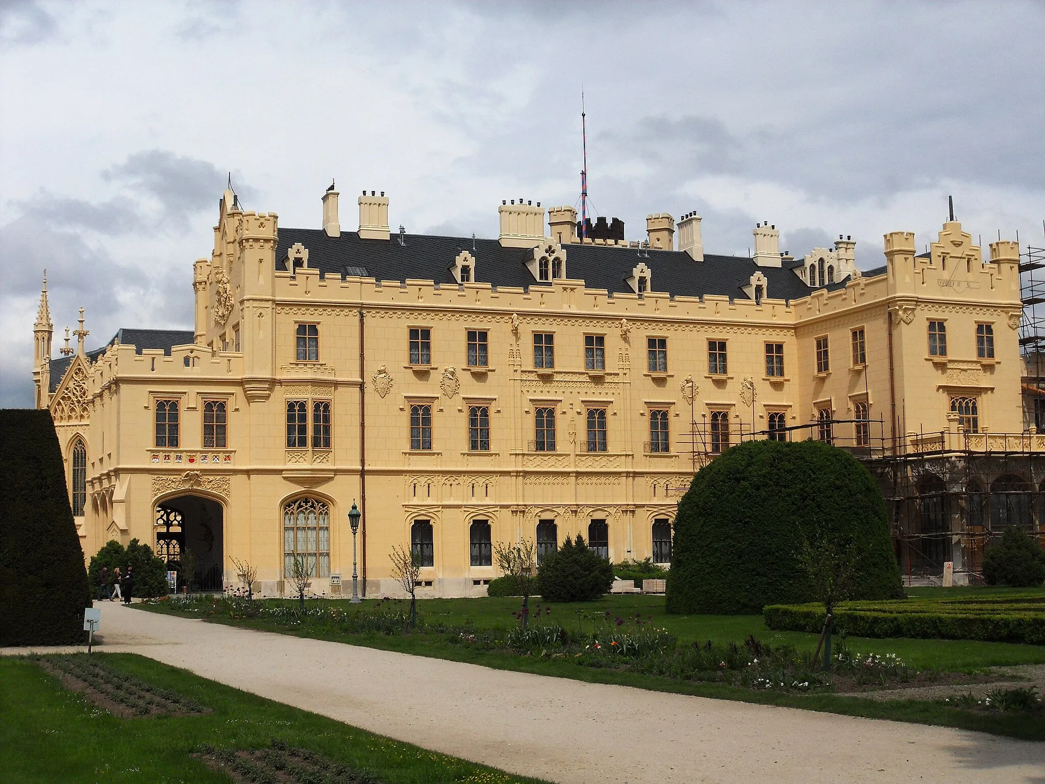 Photo showing: Lednice castle, Lednice, Břeclav district, Czech Republic