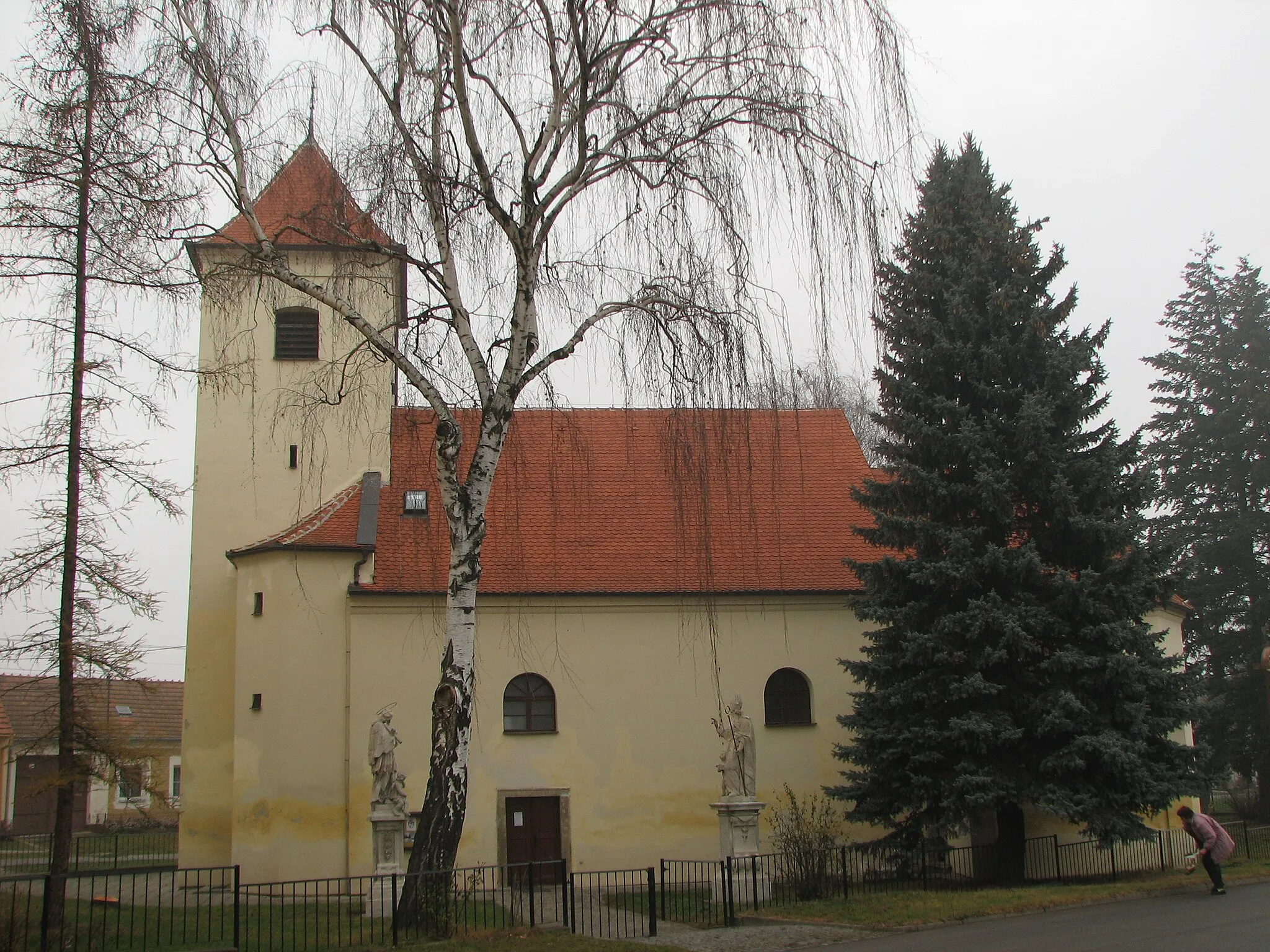 Photo showing: Mikulčice - Assumption of Virgin Mary church