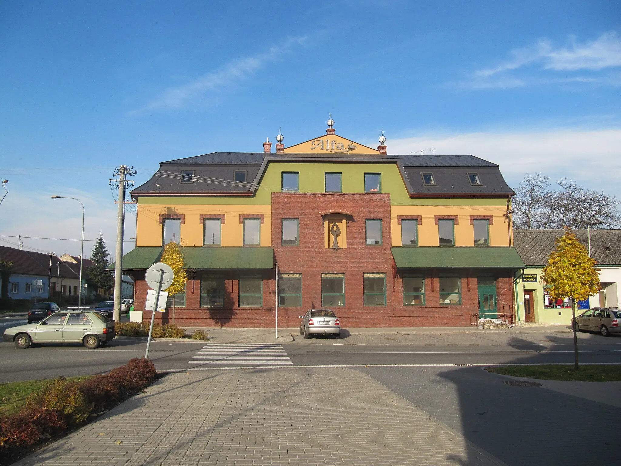 Photo showing: Moravský Písek in Hodonín District, Czech Republic. Restaurant Alfa.