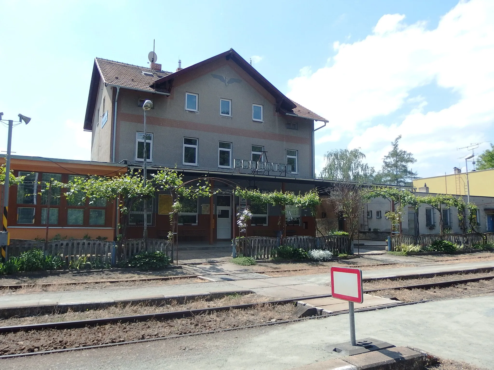 Photo showing: Mutěnice, Hodonín District, Czech Republic. Train station.