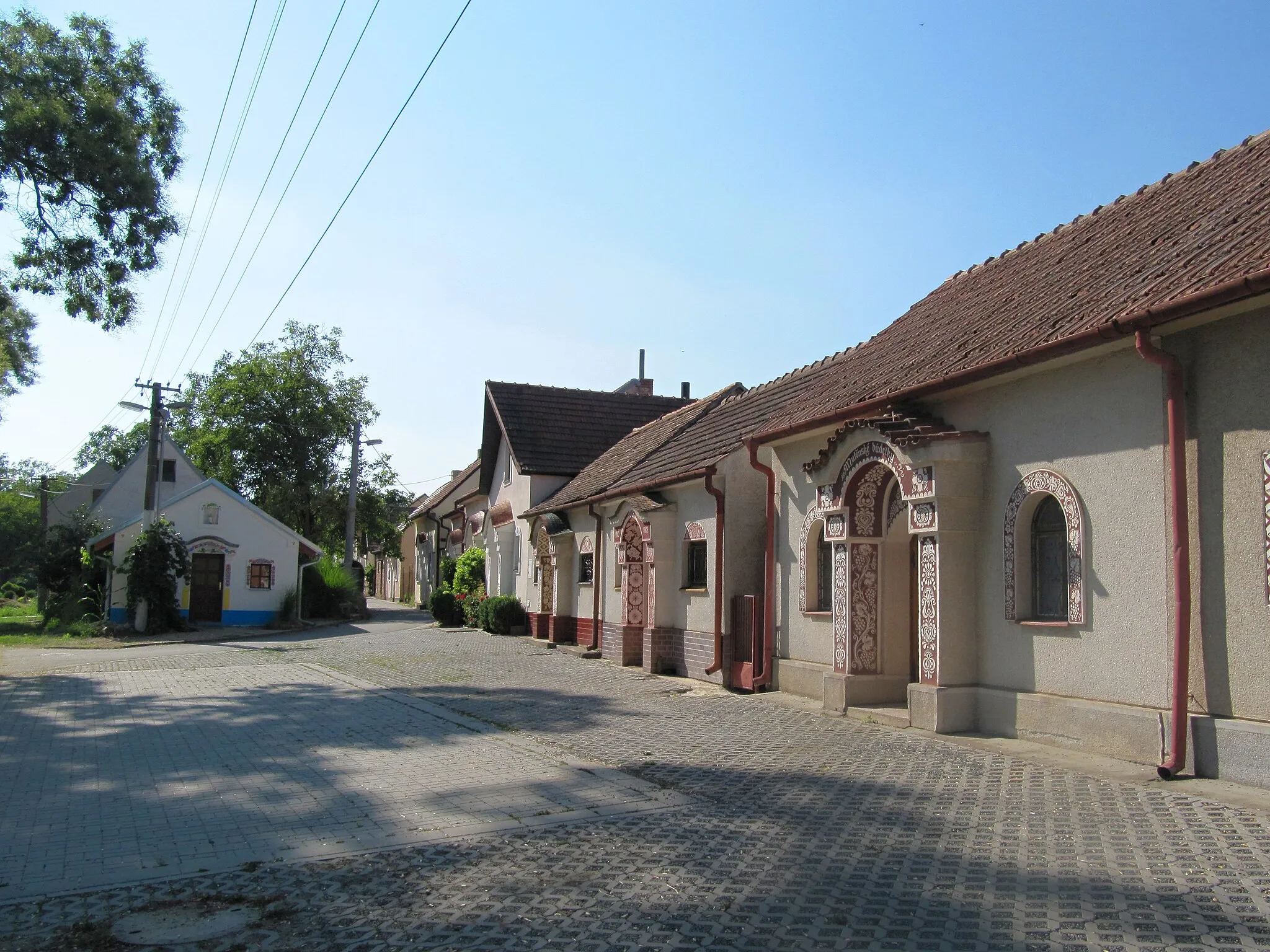 Photo showing: Mutěnice in Hodonín District, Czech Republic. Wine cellars.