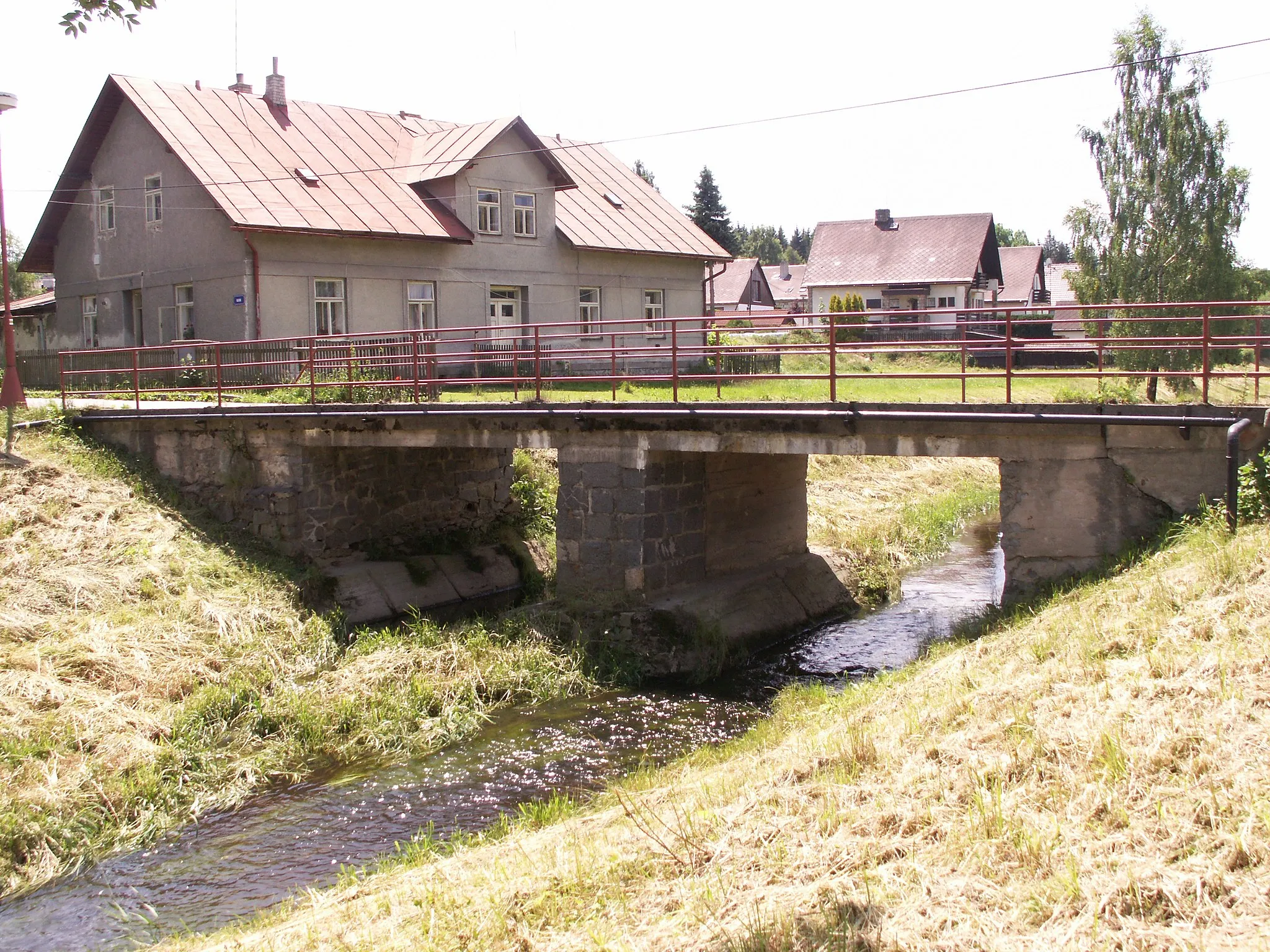 Photo showing: Svratka - most Hlavní ulice přes řeku Svratku