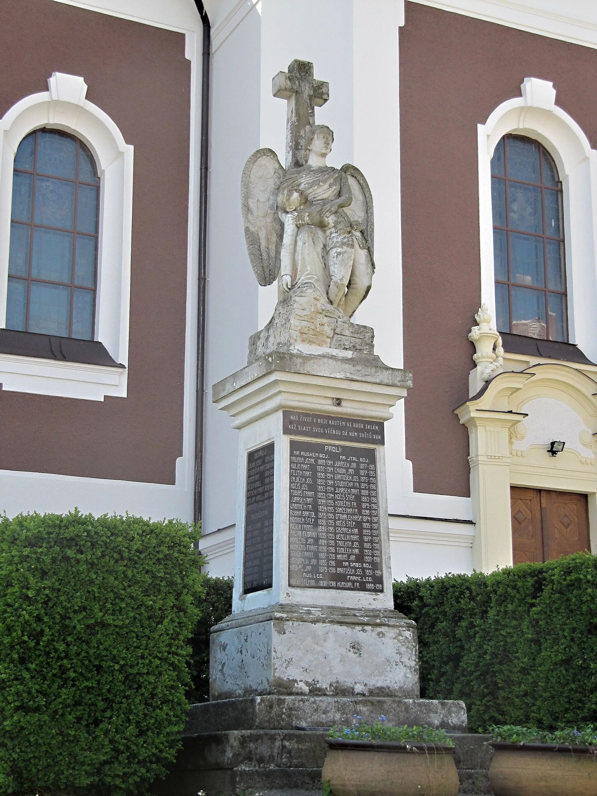 Photo showing: Vnorovy in Hodonín District, Czech Republic. First World War-monument.
