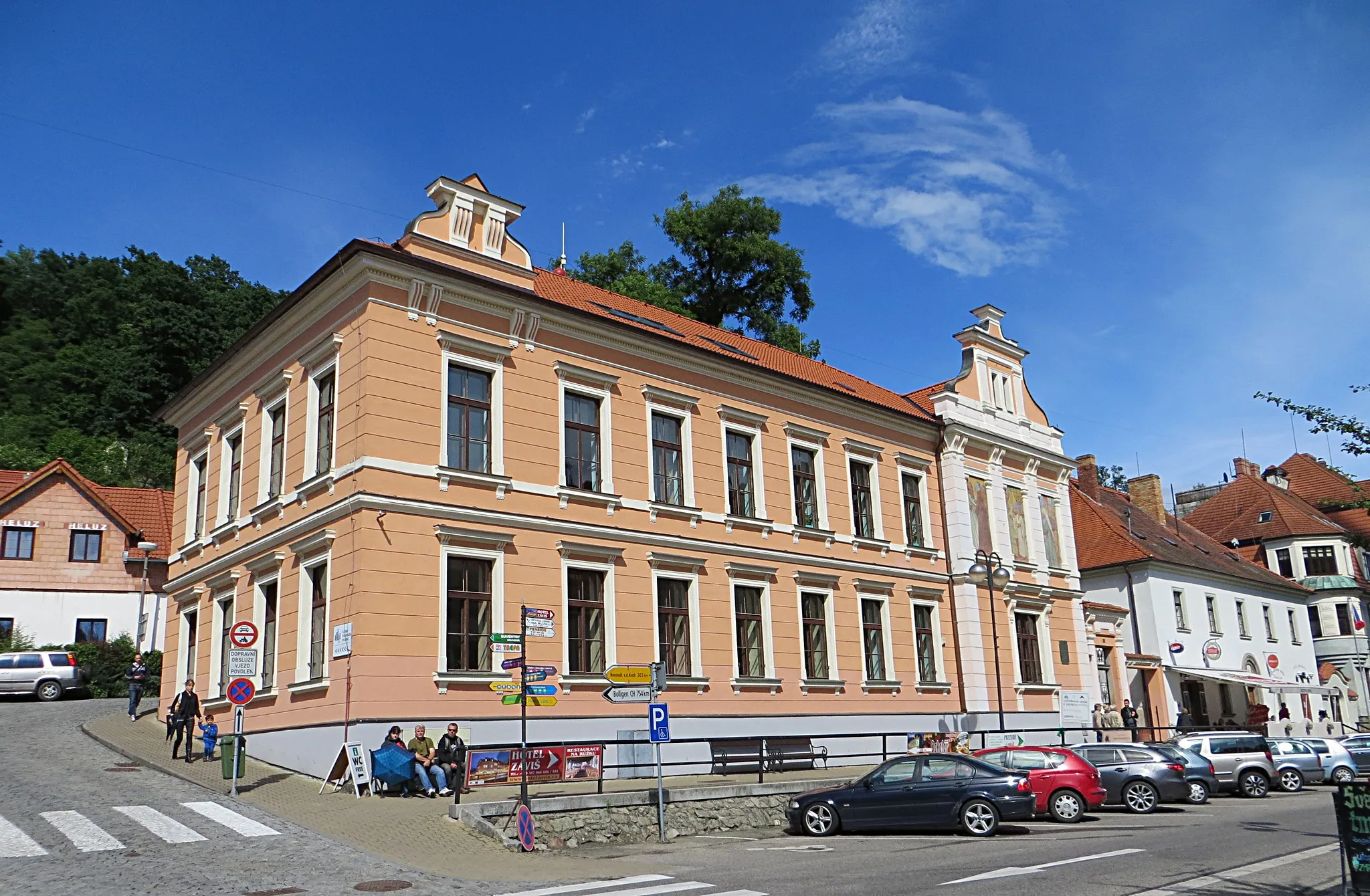 Photo showing: Městský úřad Hluboká nad Vltavou