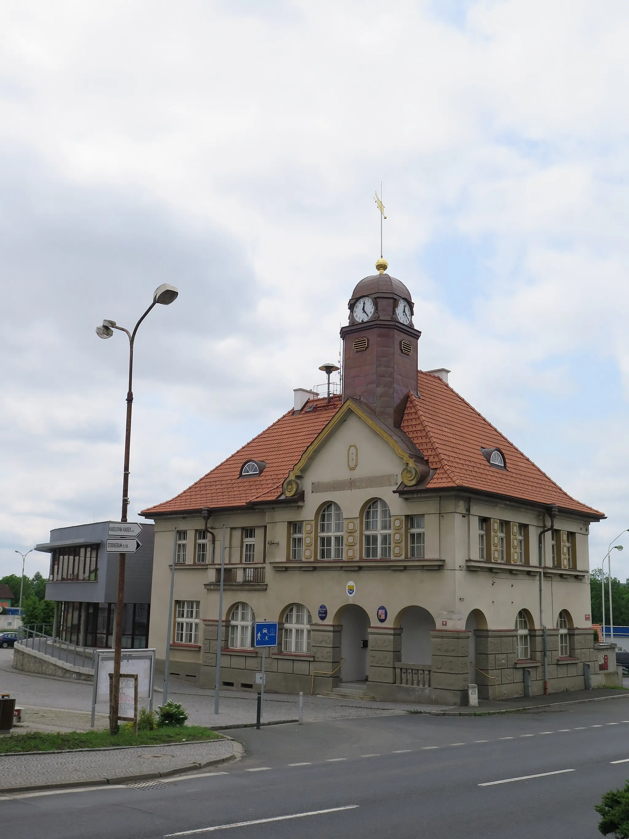 Photo showing: Holýšovská radnice