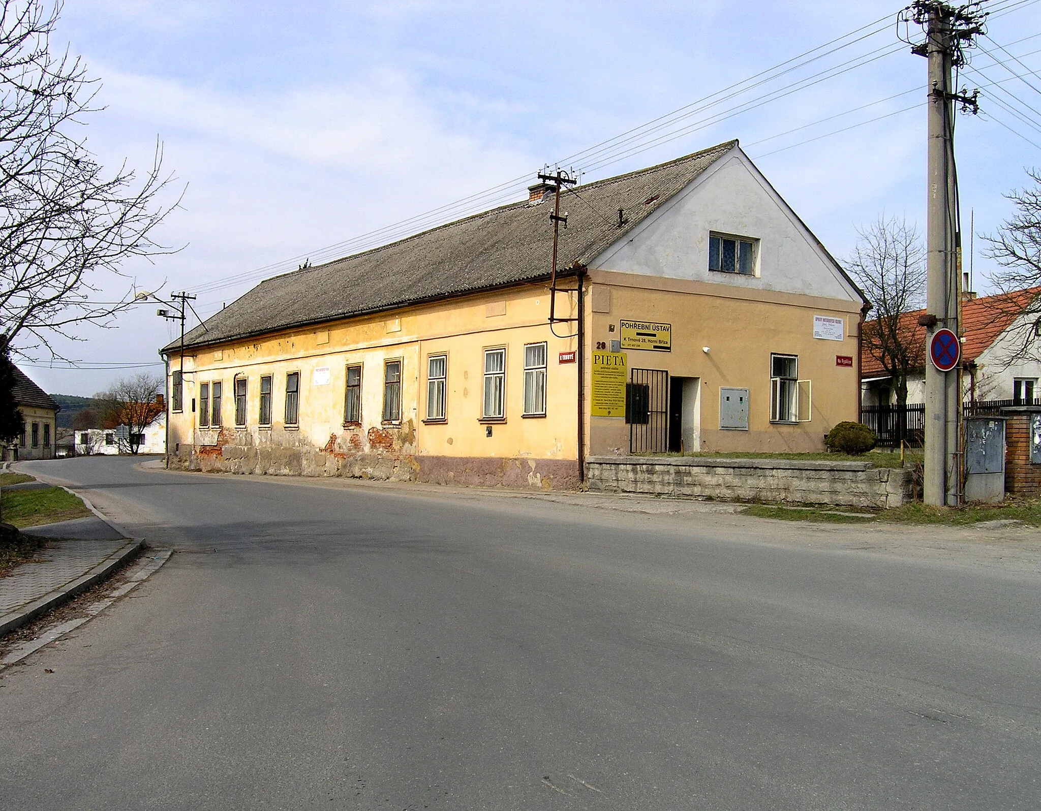 Photo showing: K Trnové street in Horní Bříza, Czech Republic
