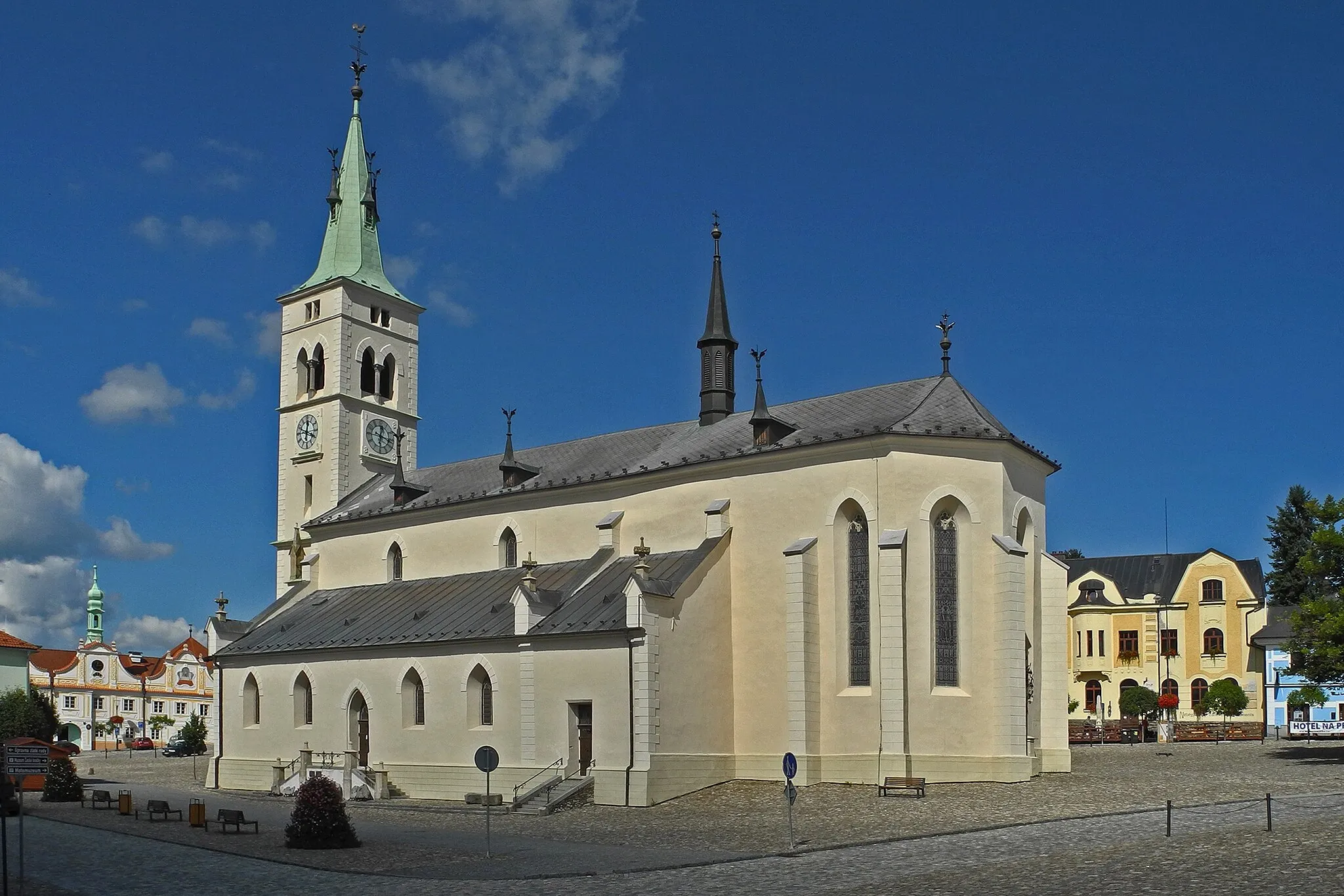 Photo showing: Margarethenkirche in Bergreichenstein (Kašperské Hory)