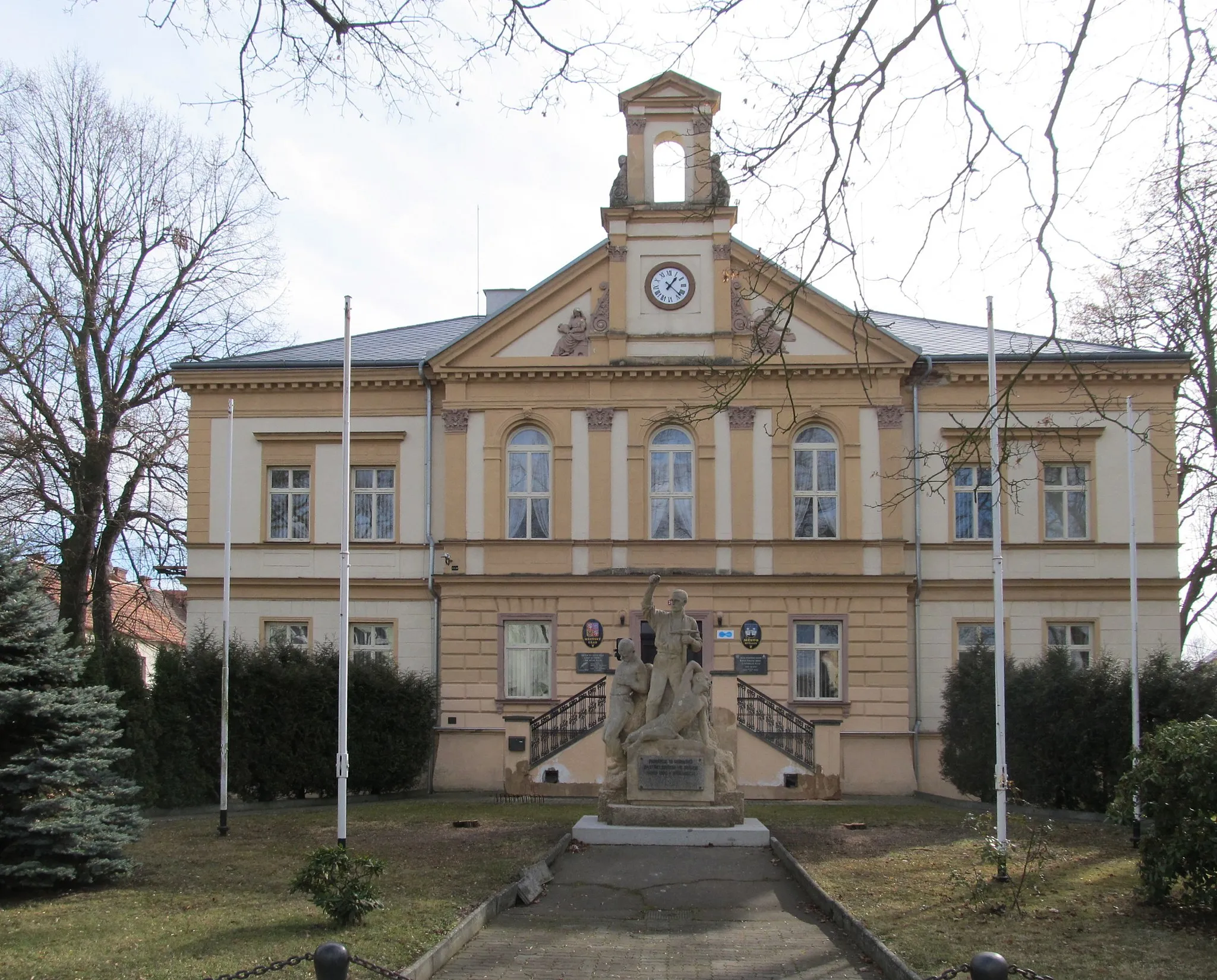 Photo showing: Nýřany - radnice