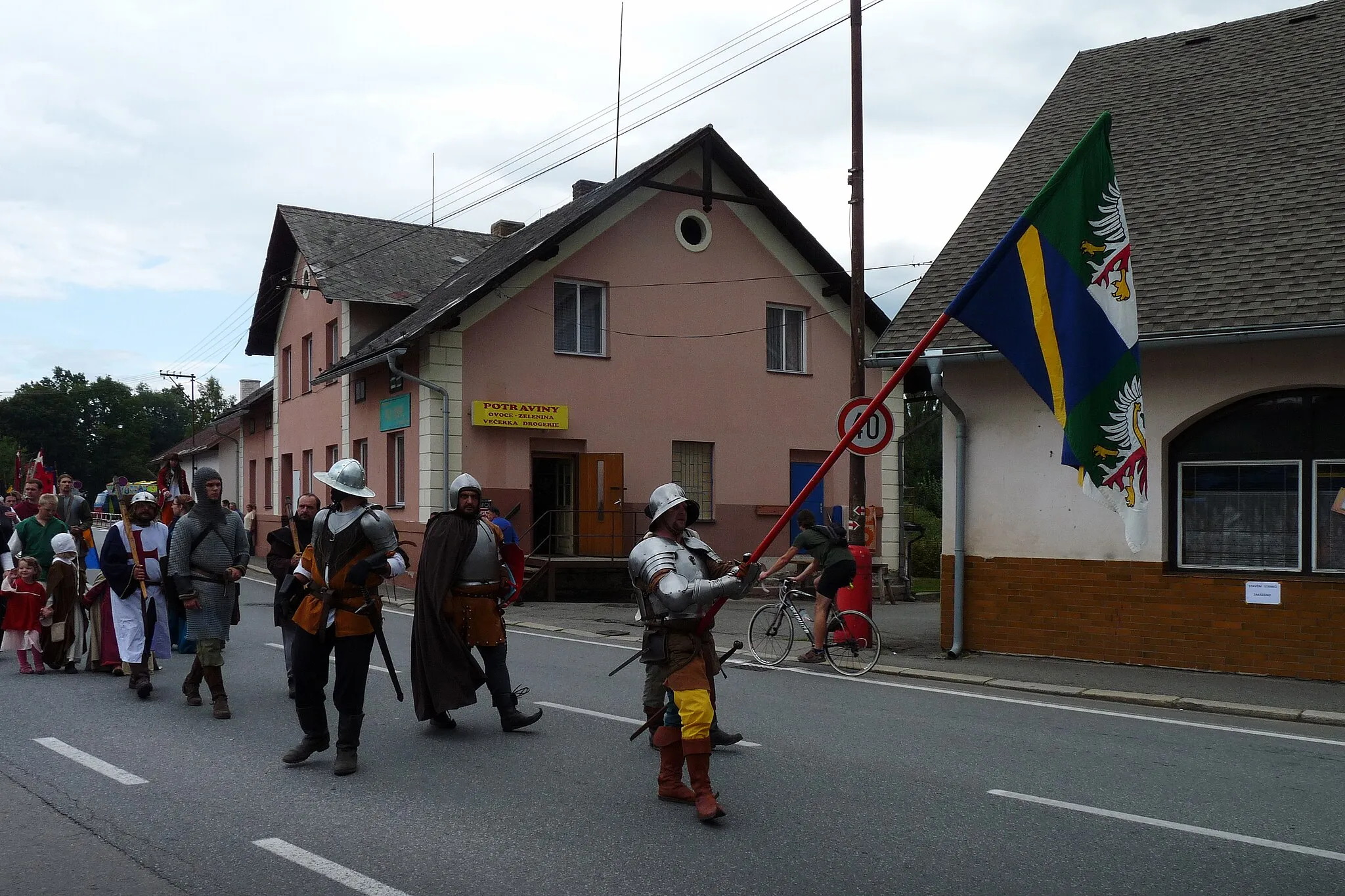 Photo showing: Medieval fair in the village and municipality of Zdíkov in Prachatice District, Czech Republic (2011).