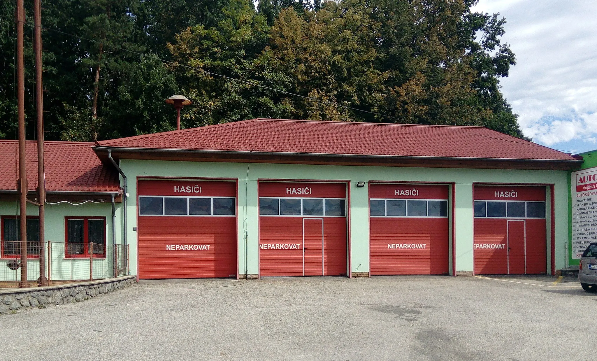 Photo showing: Fire brigade station in the town of Zliv, South Bohemian Region, Czechia
