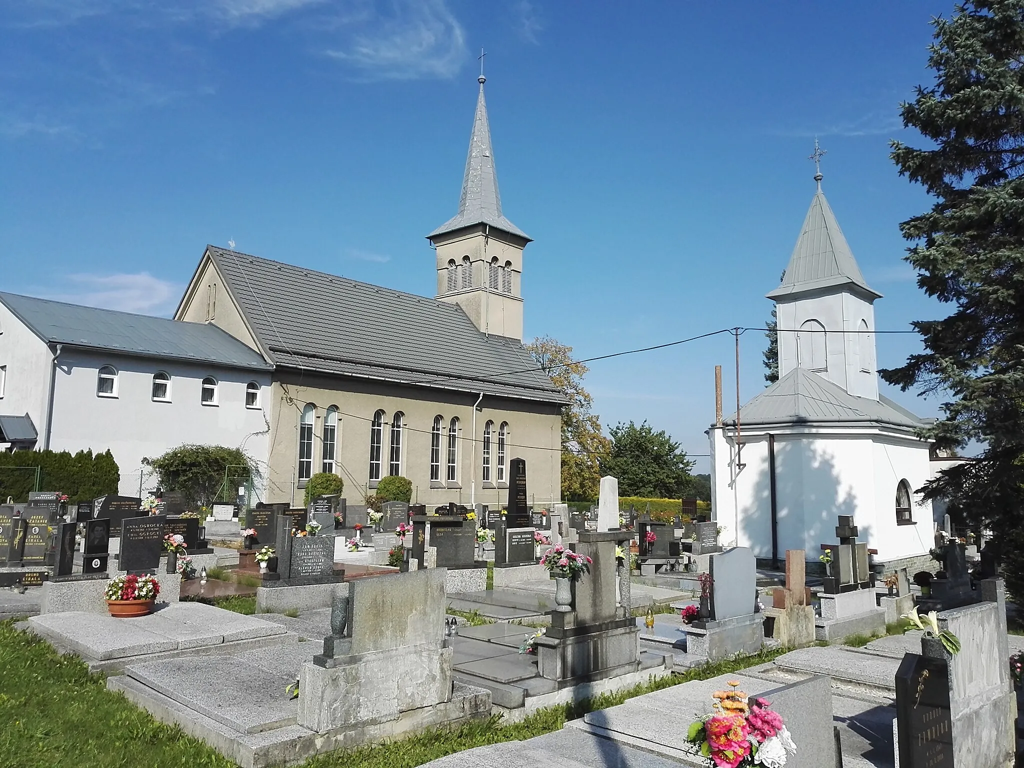 Photo showing: Lutheran cememetry in Albrechtice (Karviná District)