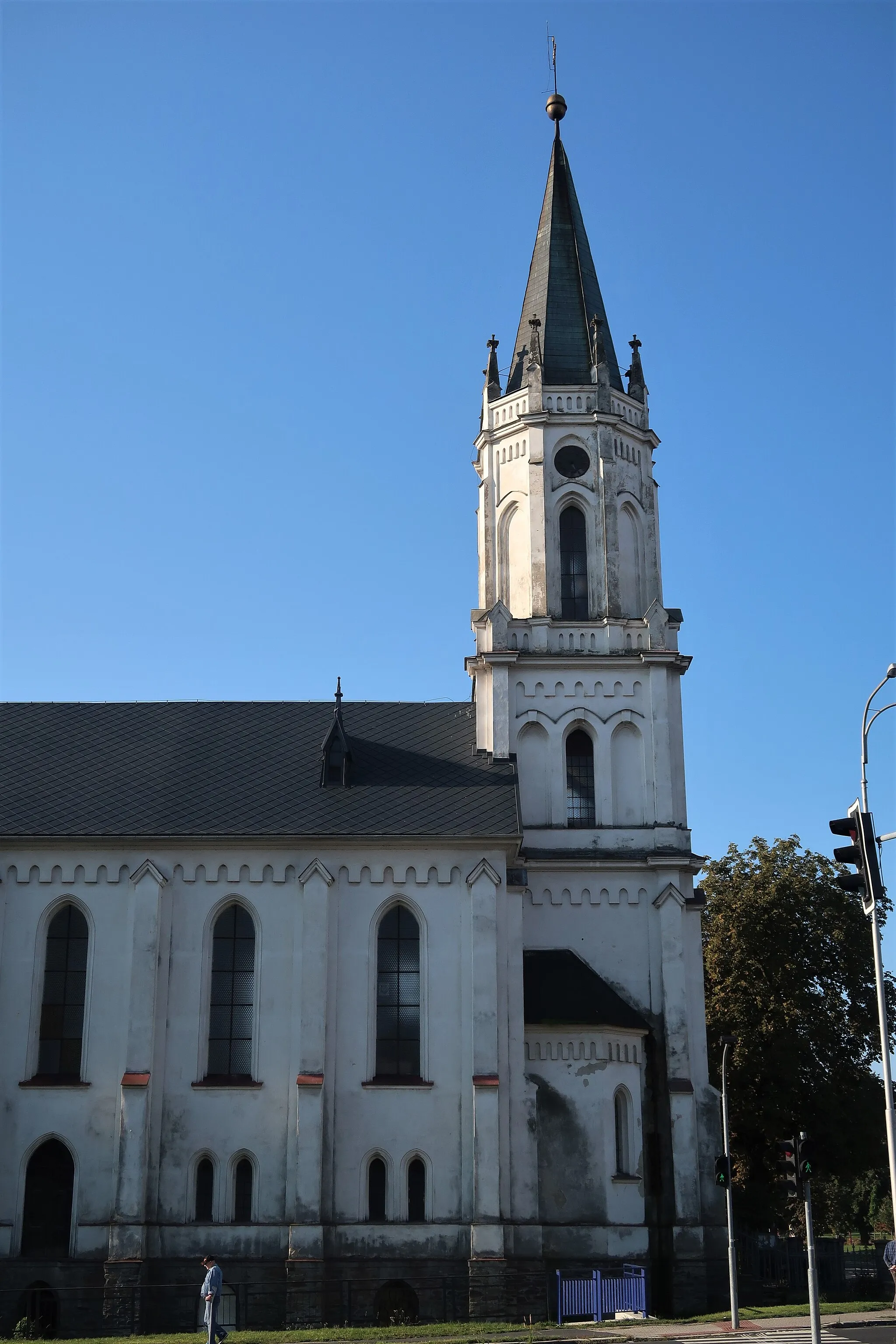 Photo showing: Evangelický kostel (1883–1887) v ulici Dr. E. Beneše, nyní sloužící Církvi čs. husitské.