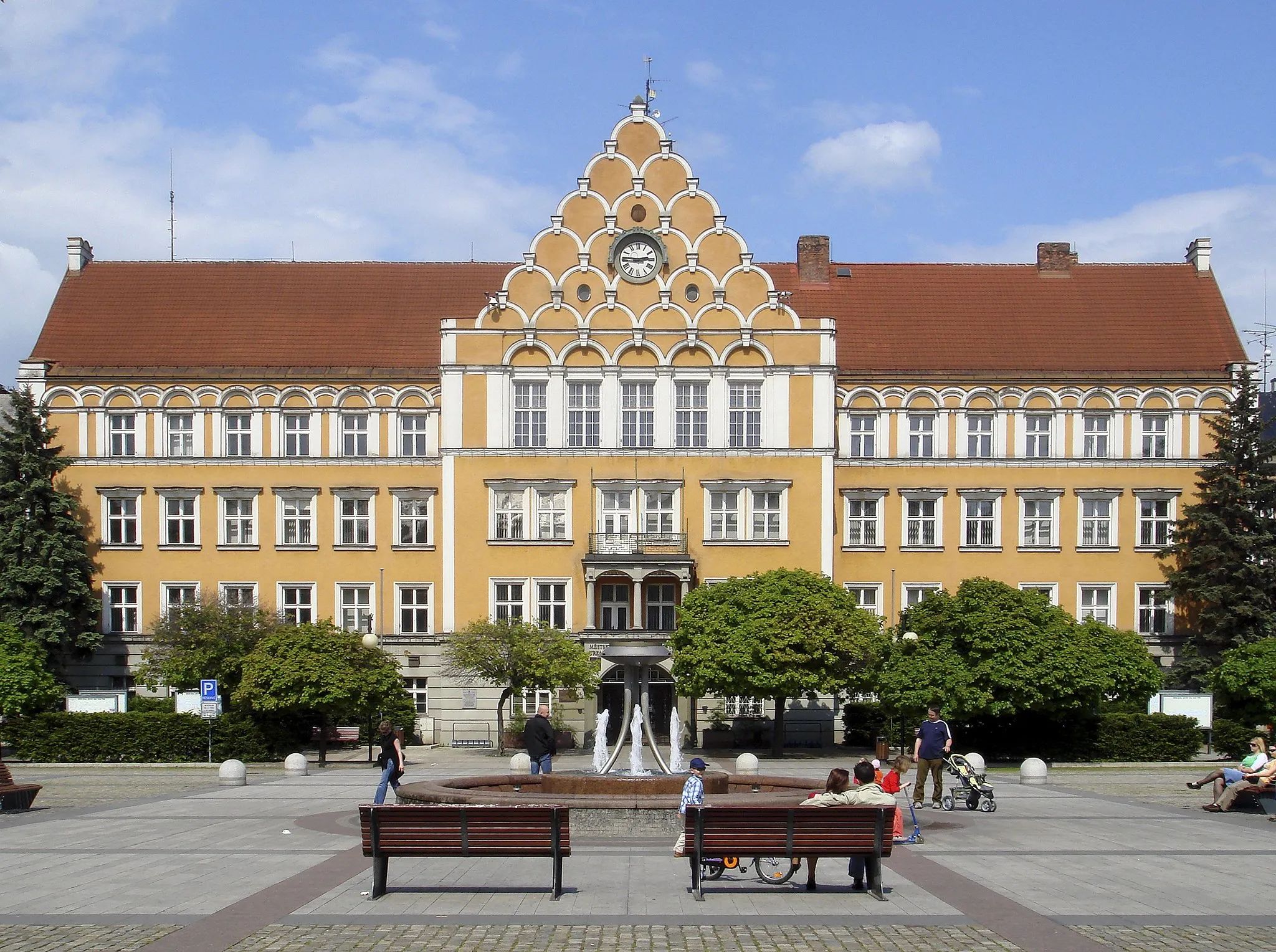 Photo showing: The Town Hall in Český Těšín (Moravian-Silesian Region, Czech Republic).