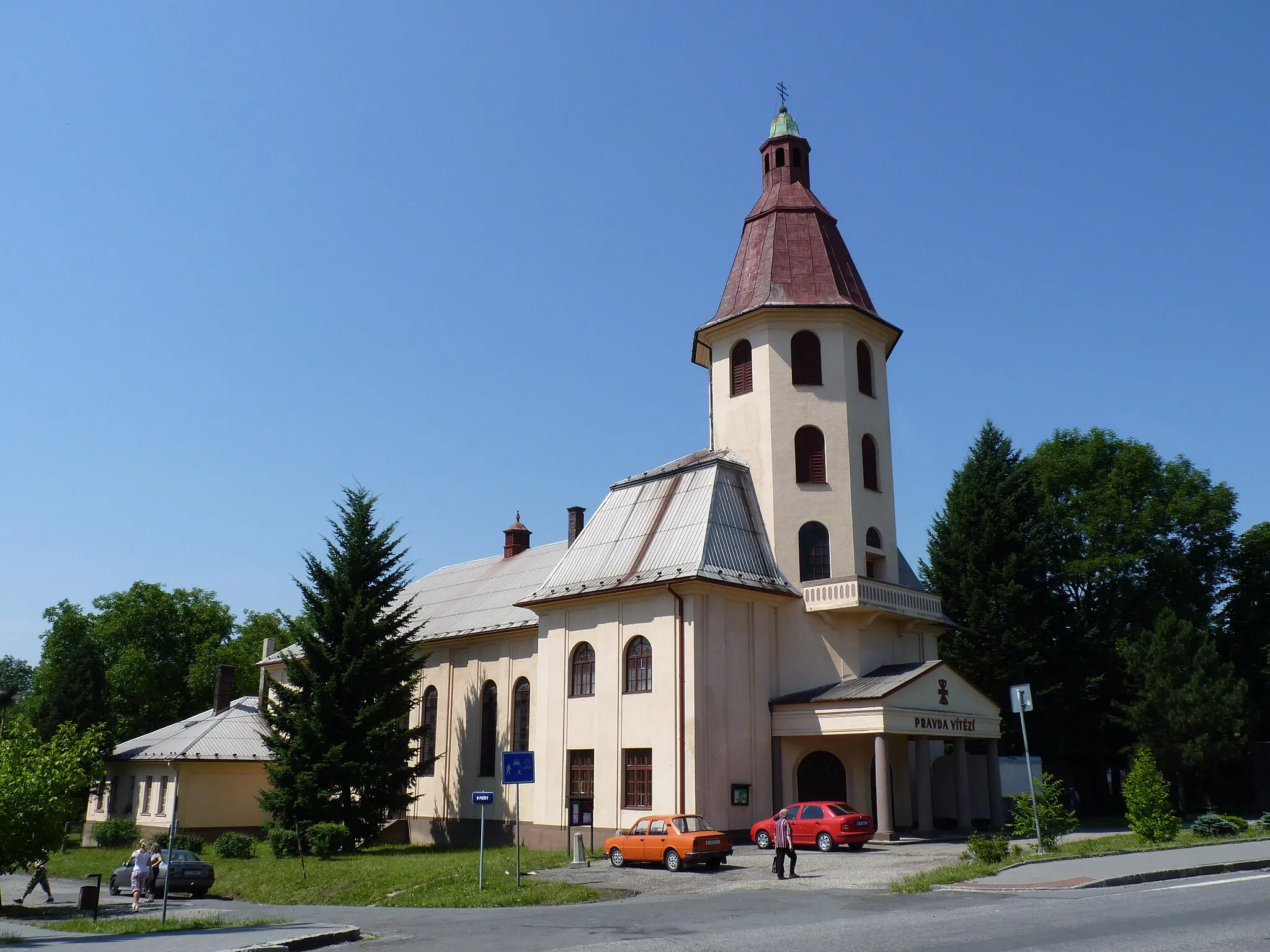 Photo showing: The Czechoslovak Hussite Church, Rychvald. Karviná District, Moravian-Silesian Region, Czech Republic