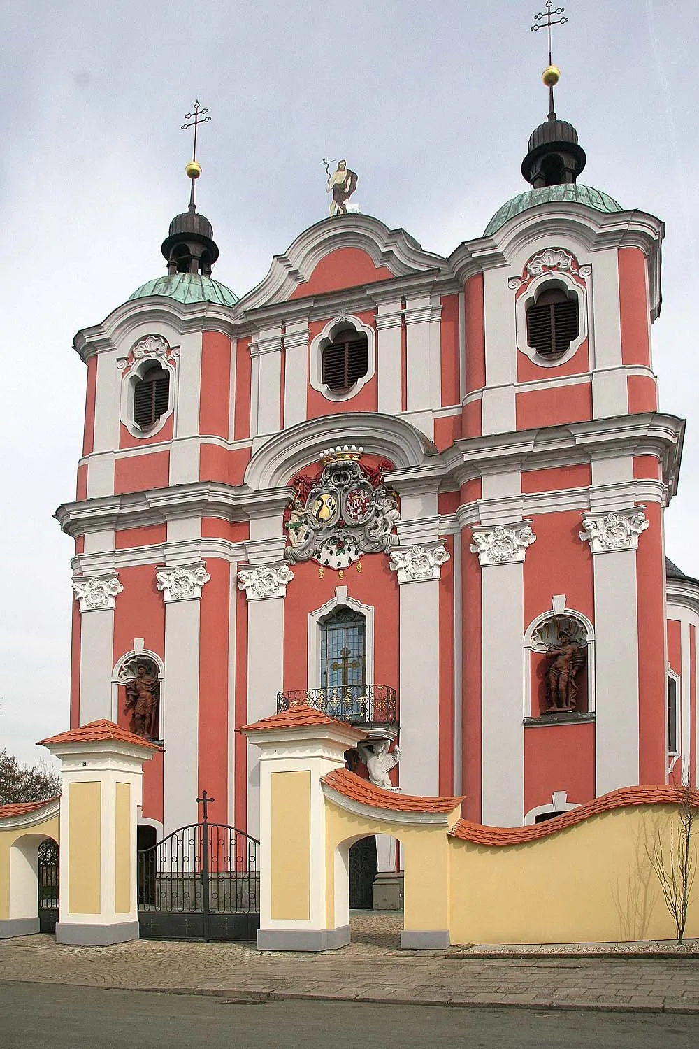 Photo showing: barokní kostel svatého Jana Křtitele v obci Velké Hoštice, district Opava, Czech Republic