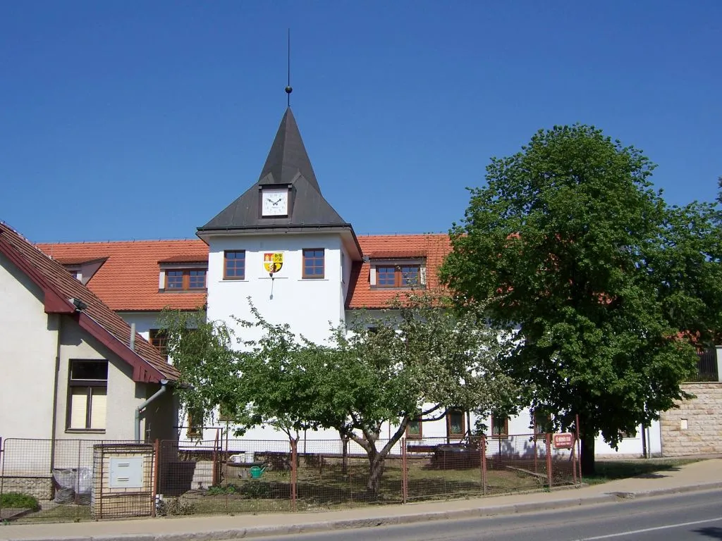 Photo showing: Prague-Dolní Počernice, Stará obec, municipal part office.