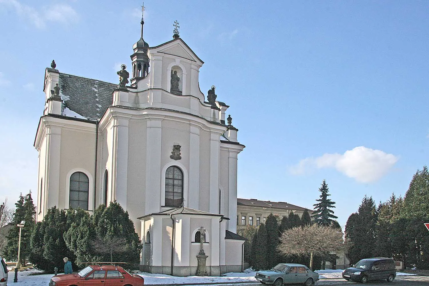 Photo showing: Choceň, kostel svatého Františka Serafínského, z ulice Záměstí.