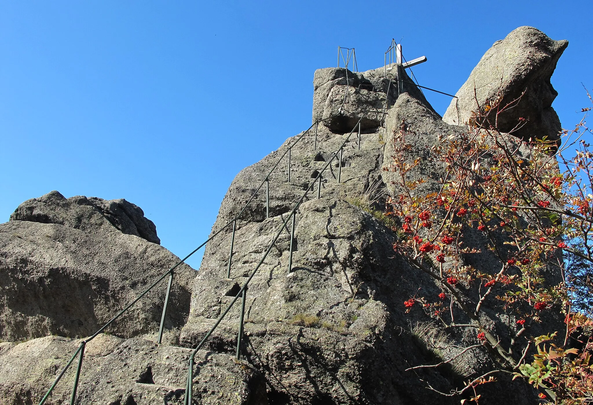 Photo showing: Ořešník (800 m) - one of the peaks of the Jizera Mountains, Liberec District in Czech Republic