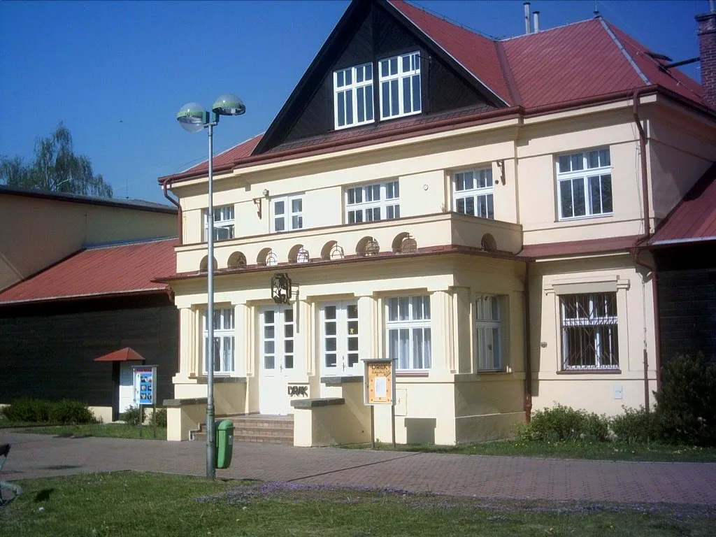 Photo showing: Loutkové divadlo Drak