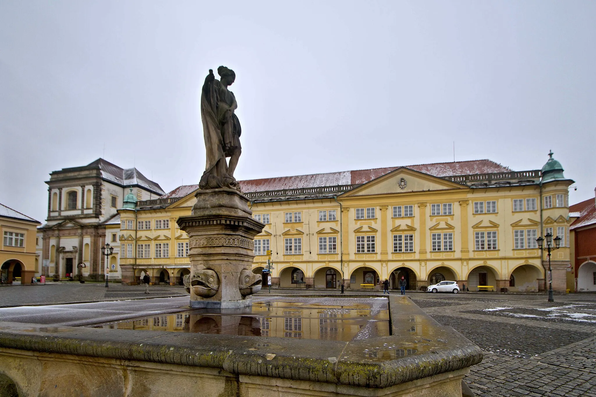 Photo showing: Valdštejnovo náměstí v Jičíně